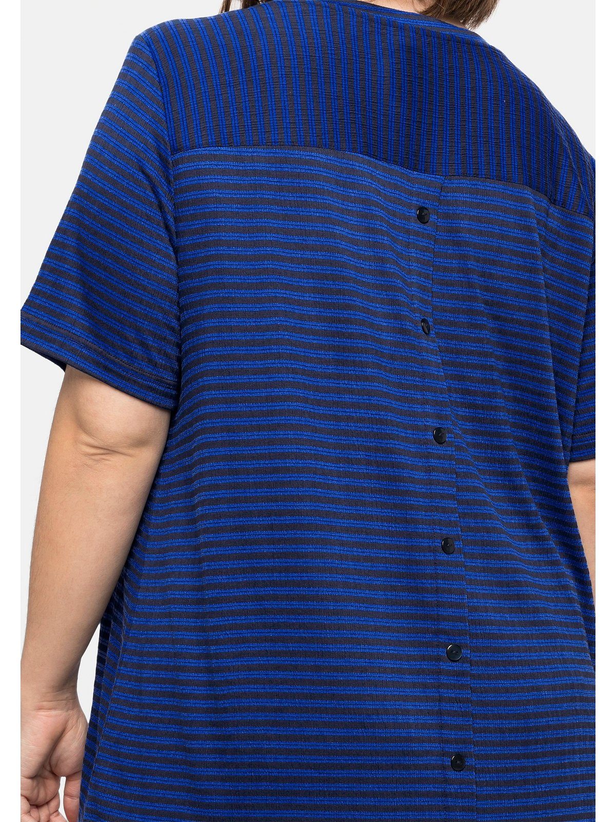 Sheego Longshirt Große Größen mit Passe Zierknopfleiste und Rücken im