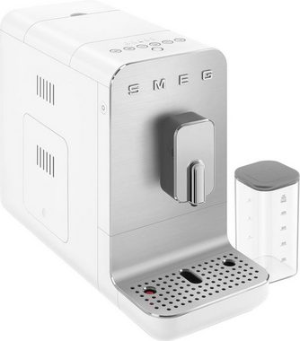 Smeg Kaffeevollautomat BCC13WHMEU, inkl. Milchbehälter