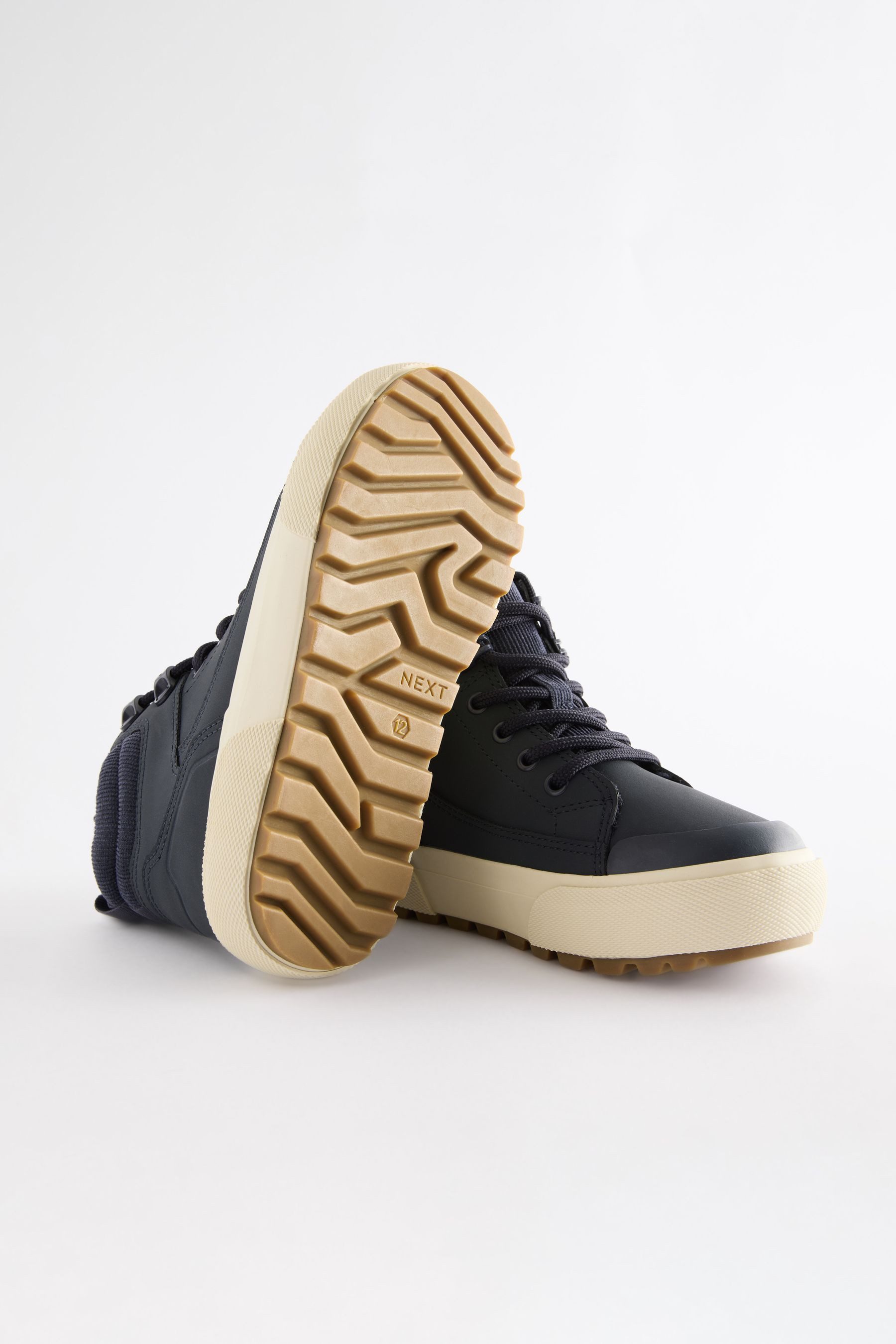 Next Warm gefütterte Hi-Top-Stiefel - weite Passform Stiefel (1-tlg)
