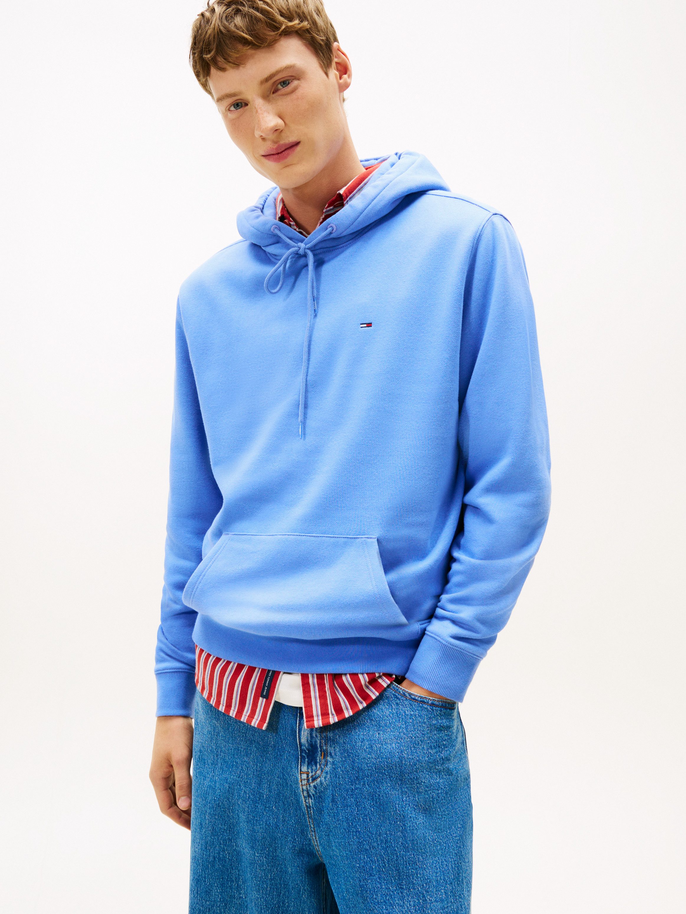 Tommy Jeans Sweatshirt TJM REG S FLAG HOODIE mit bestickten Markenlogo auf günstig online kaufen