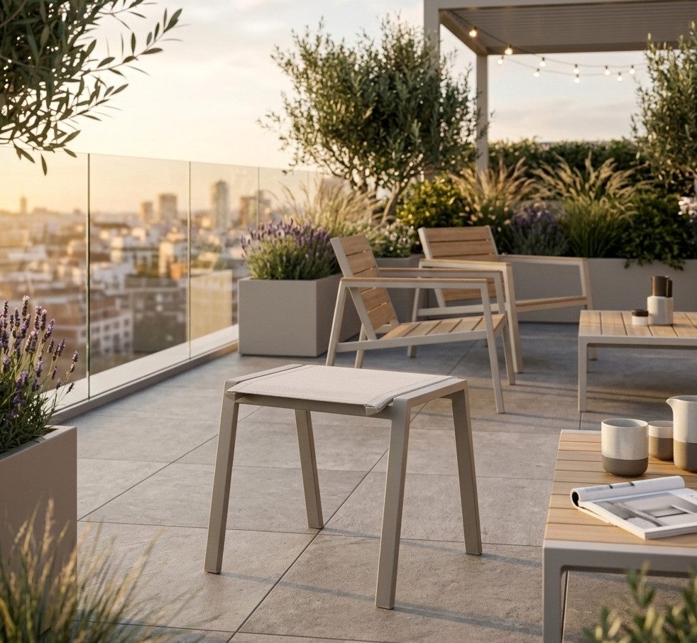 MANDALIKA Garden Gartenlounge-Hocker Aluminium / Textilen Hocker Meran in Mocca - Mousse / Ecru