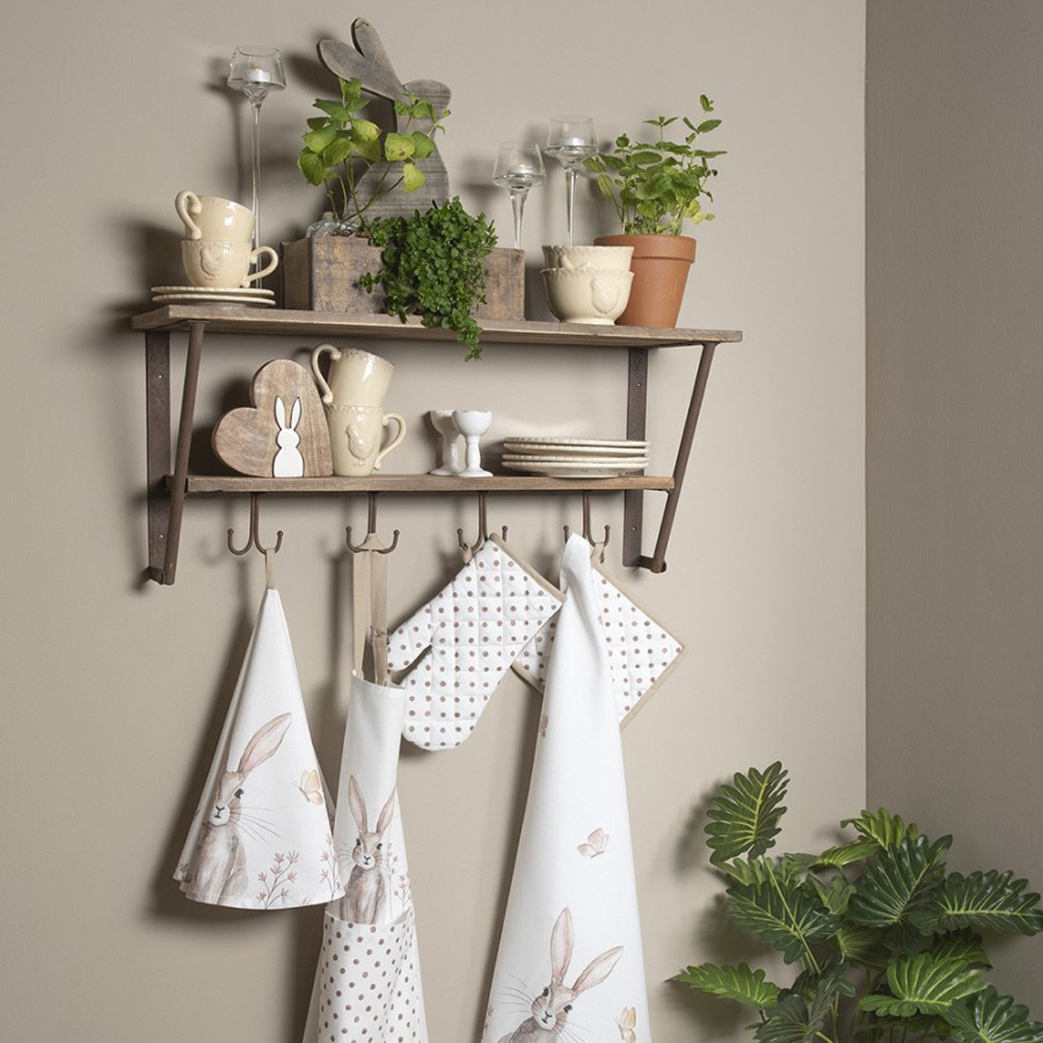 Clayre & Eef Kochschürze Rustic Easter Bunny, (1-tlg., 1-teilig), Küchenschürze Nackenband aufgesetzte Tasche ca.70x85cm Baumwolle