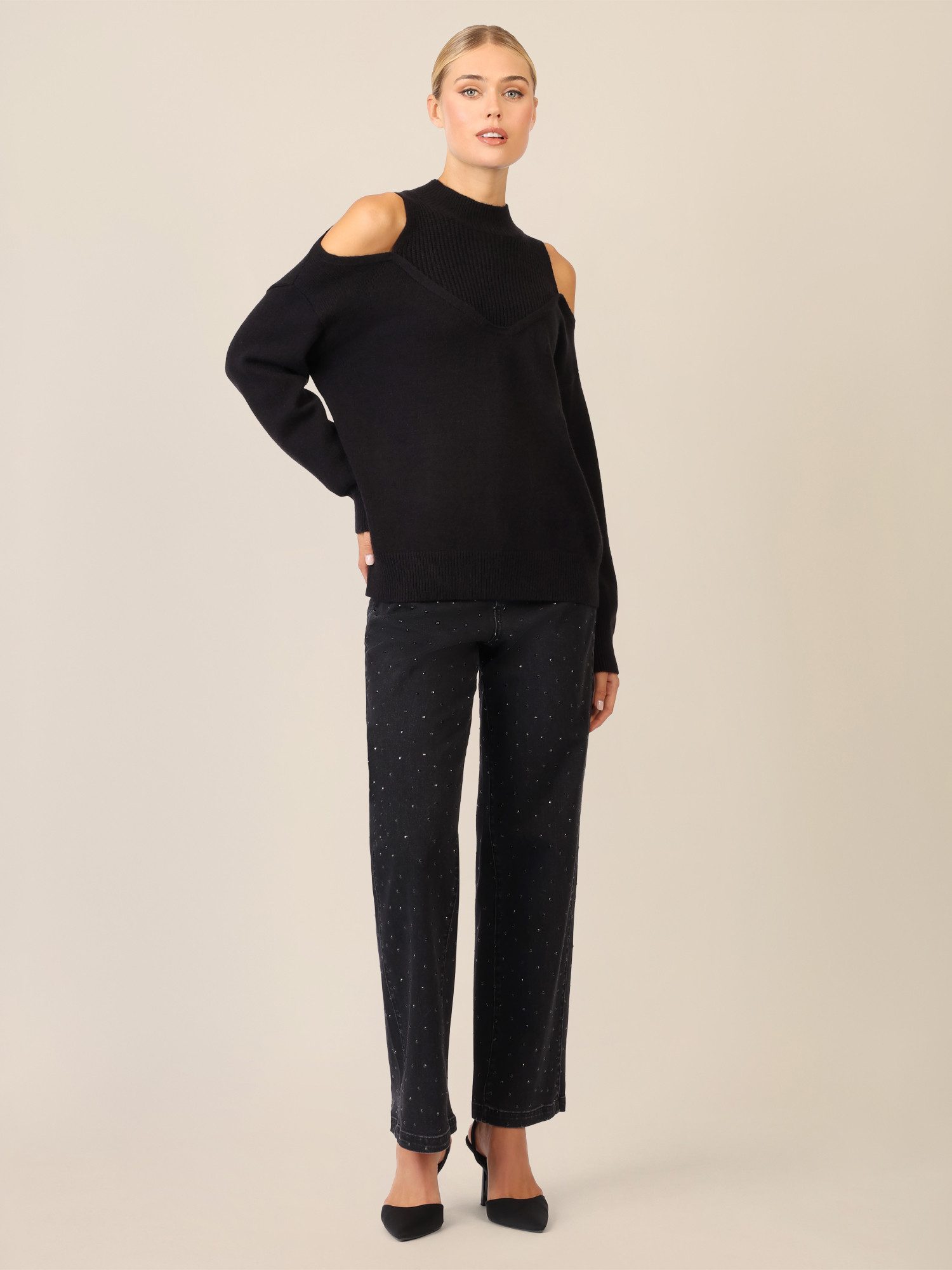 Apart Stehkragenpullover mit Cut-outs und Rippeinsatz günstig online kaufen