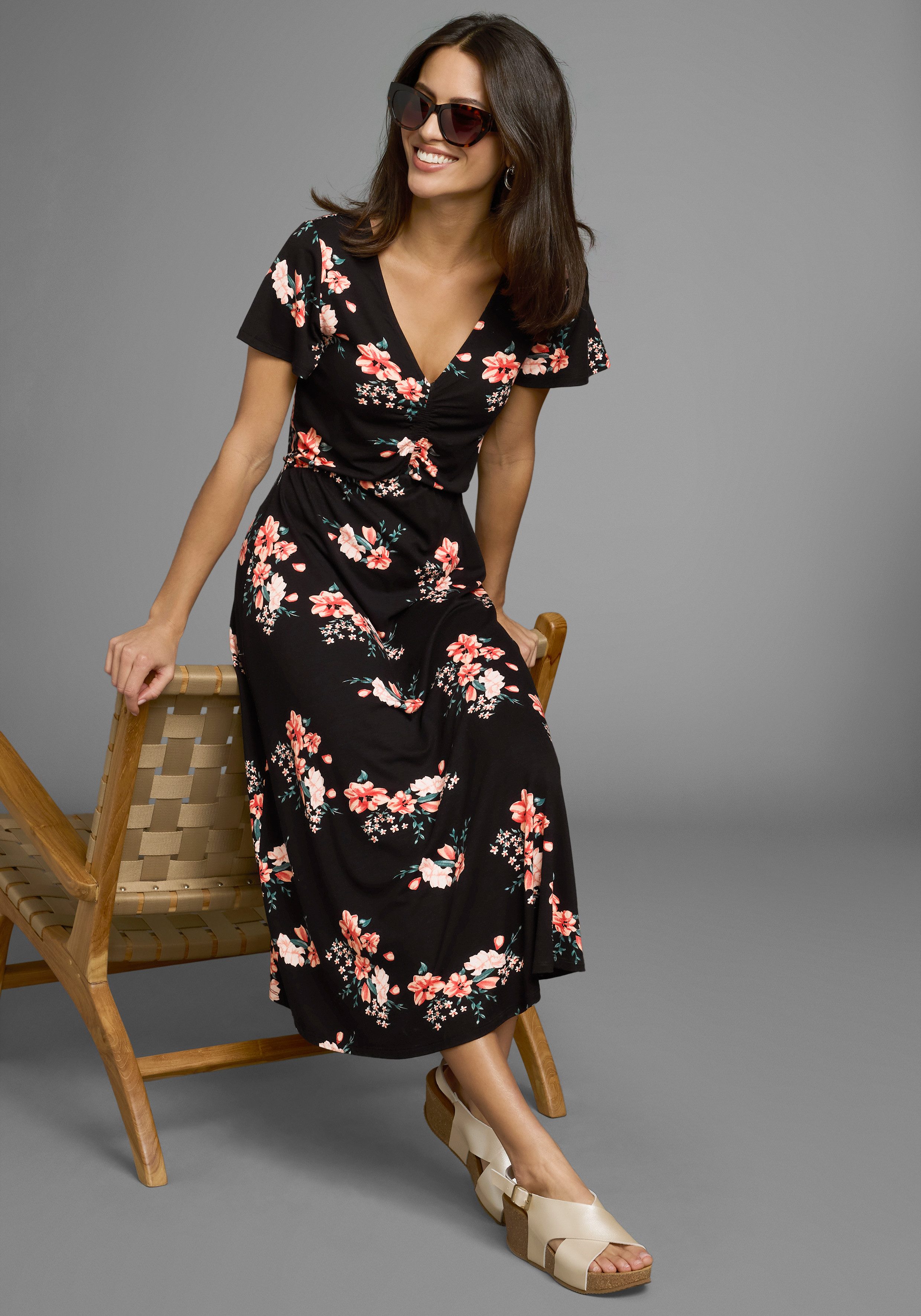 Laura Scott Sommerkleid mit romantischem Blumendruck und Raffung, Midikleid günstig online kaufen