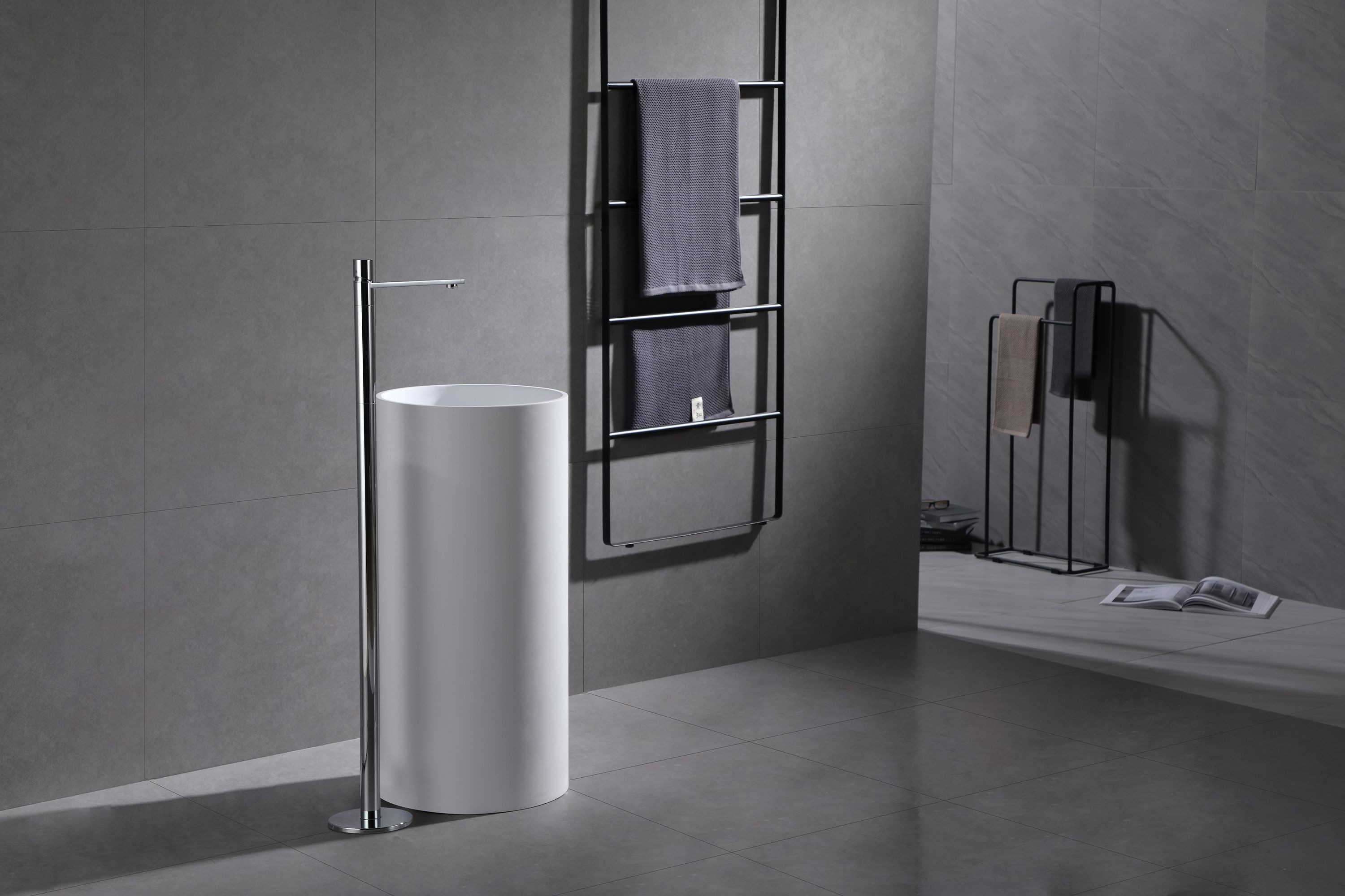 Bernstein Standarmatur 8046 Chrom freistehend
