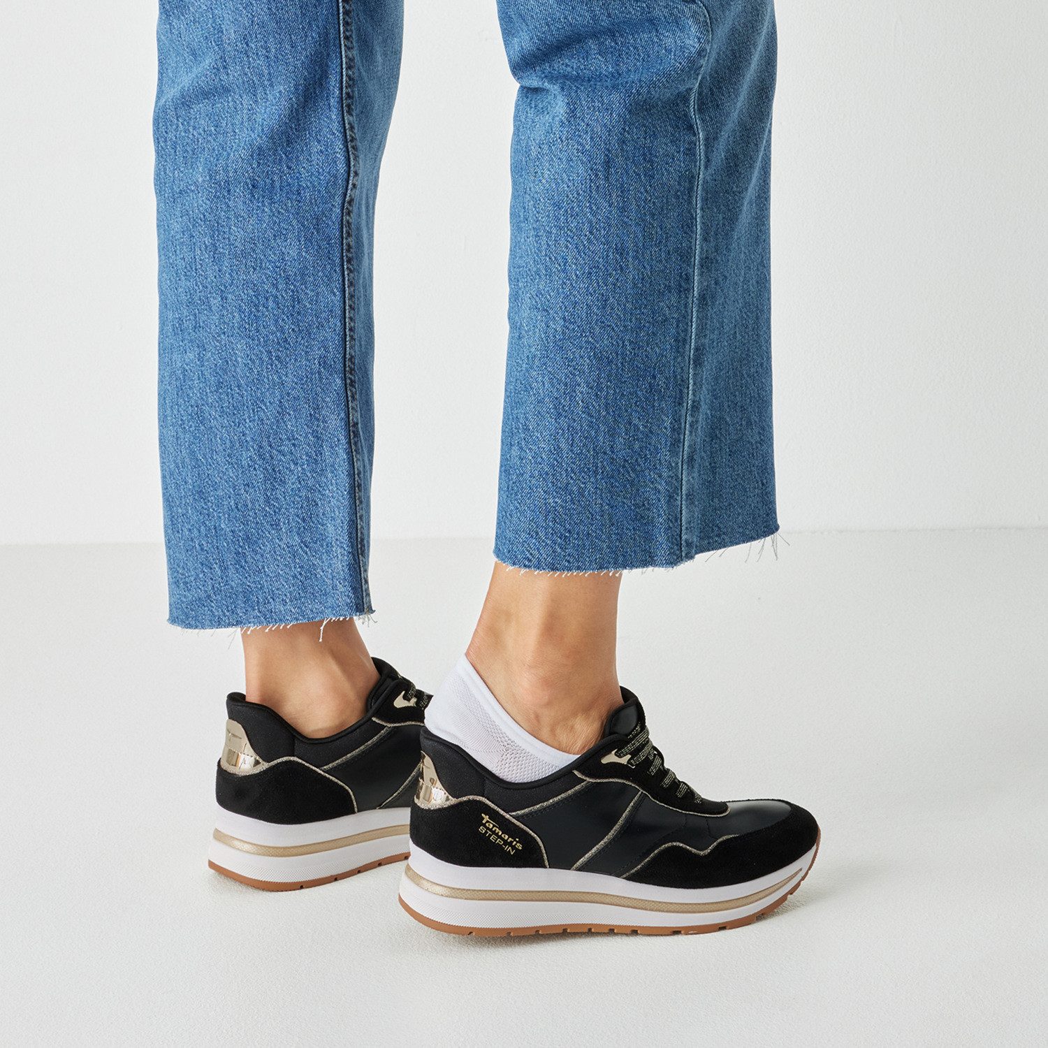 Tamaris Plateausneaker, Freizeitschuh, Halbschuh, Schnürschuh mit Kontrast-Paspellierung