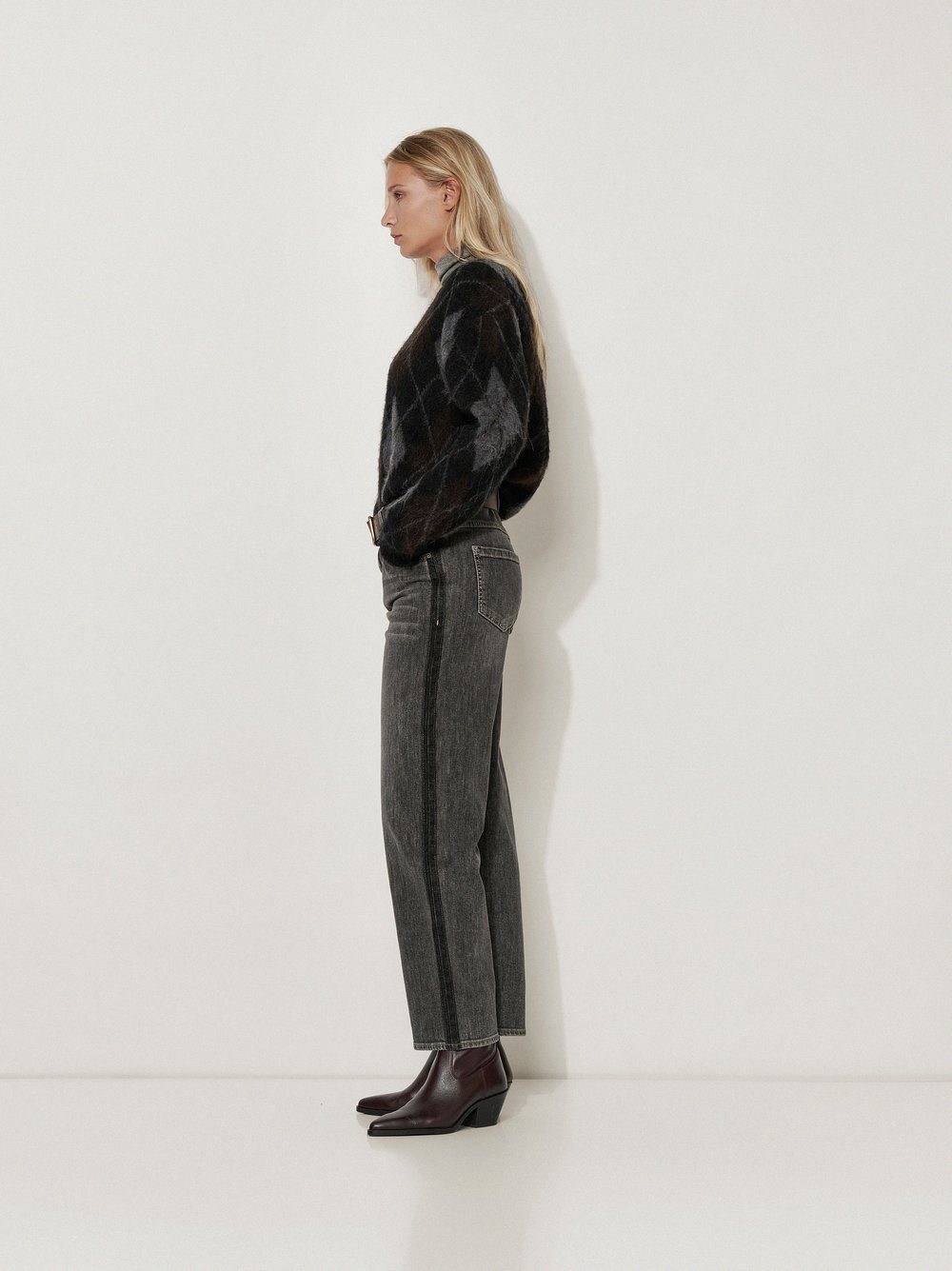 ROSNER Straight-Jeans Masha Straight (1-tlg) mit Kontraststreifen
