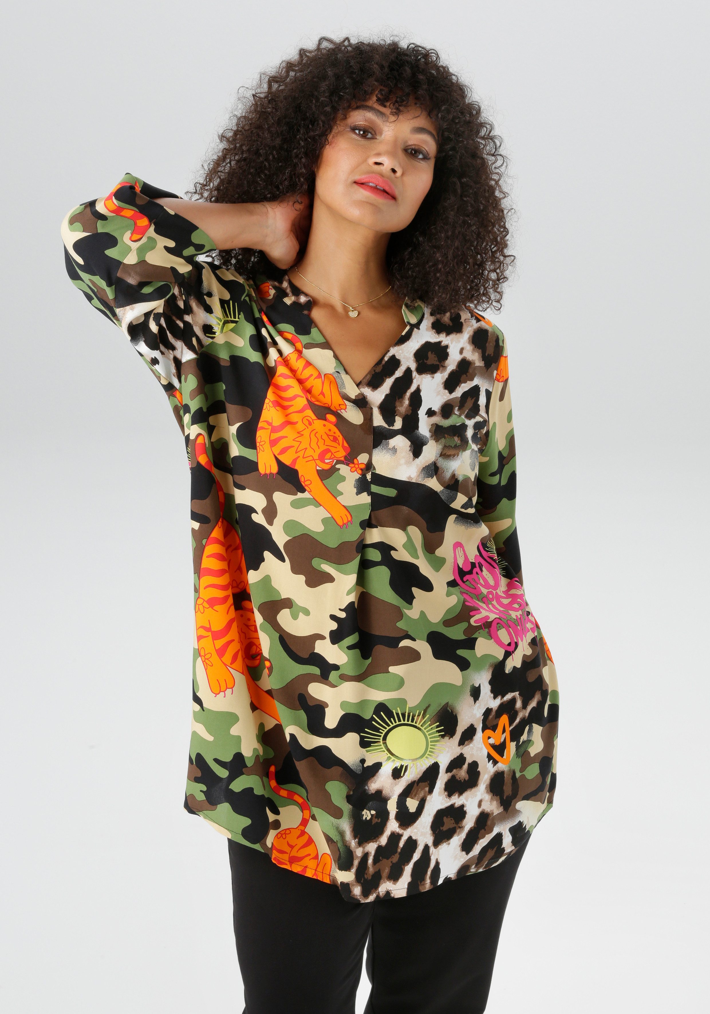 Aniston PLUS Schluppenbluse mit extravaganten farbenfrohes Animaldessin günstig online kaufen