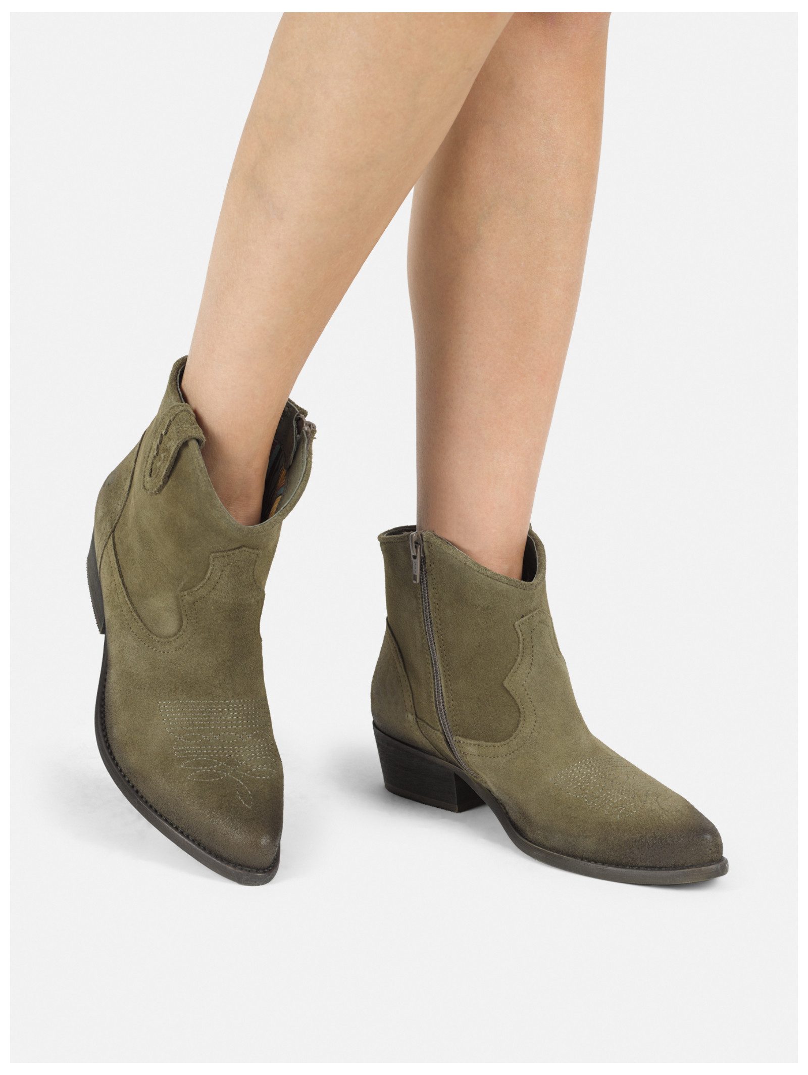 Felmini Wide Fit Stiefelette Veloursleder . Cowboy Stiefelette
