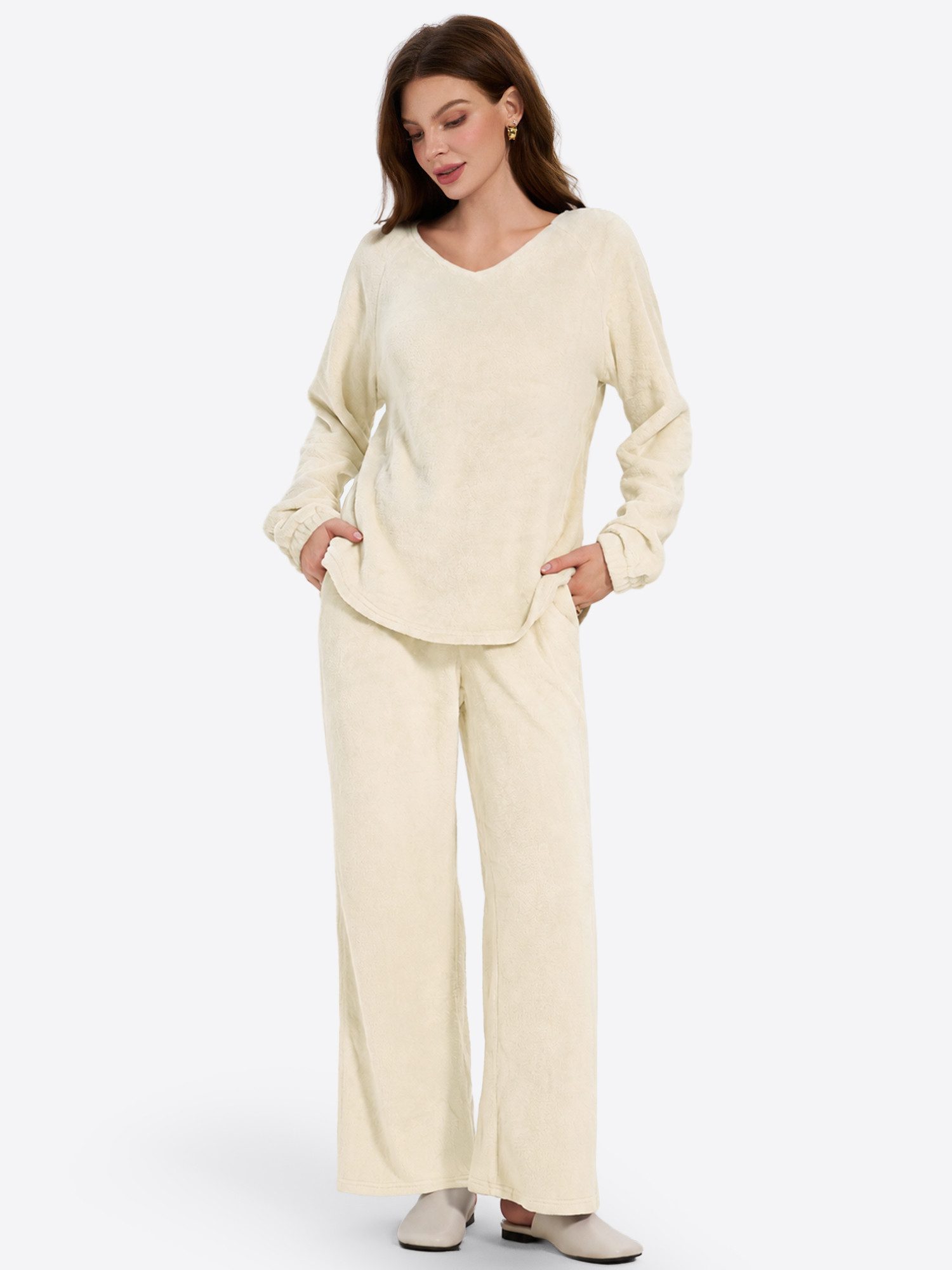 Imily Bela Hausanzug Damen Lounge-Set mit V-Ausschnitt (Set, 2 tlg., V-Ausschnitt Oberteil + Weiter Hose) in Unifarbe