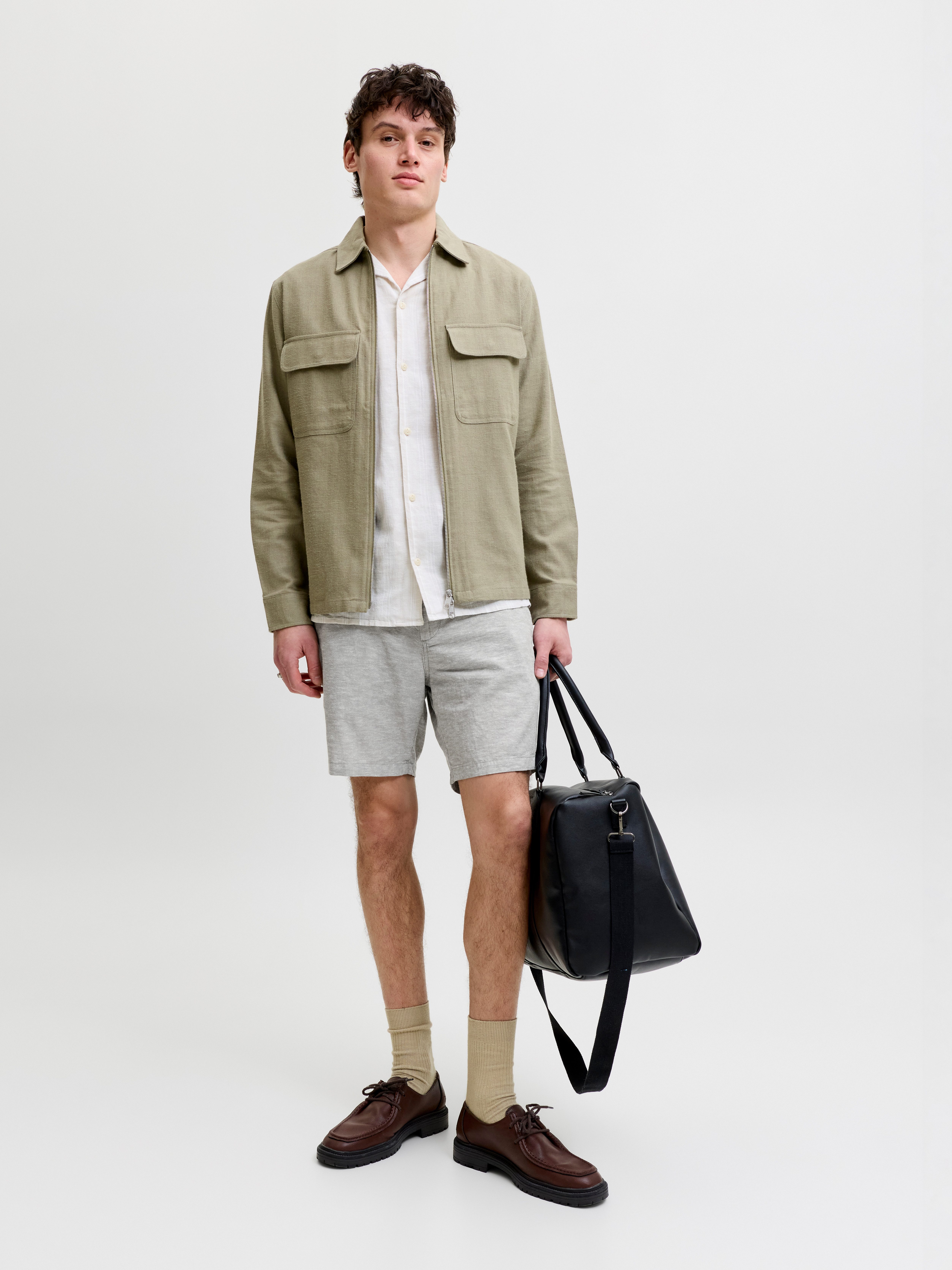 Jack & Jones Chinoshorts JPSTACE SUMMER SHORT SRT SN mit praktischen Taschen