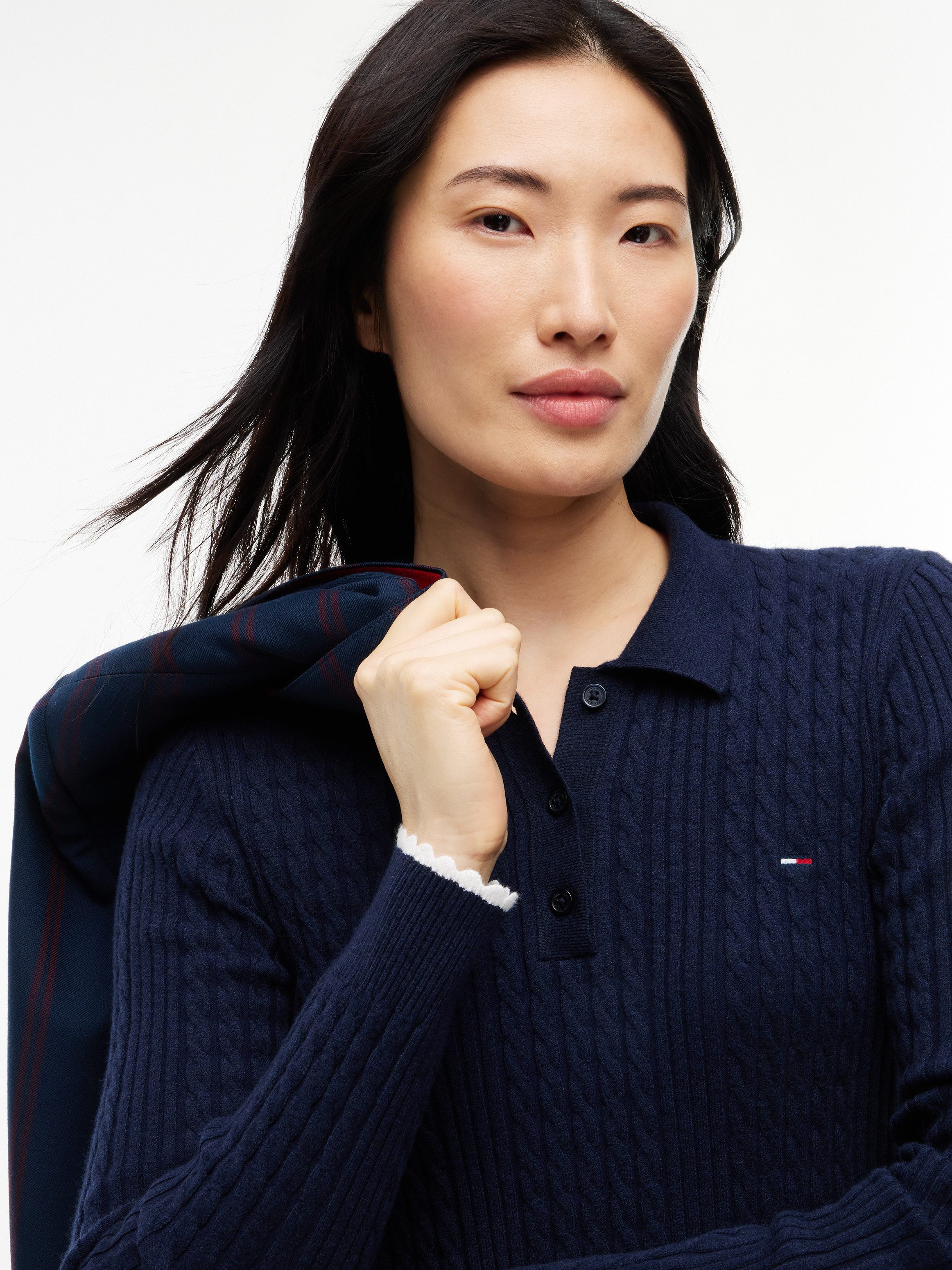 Tommy Jeans Polokragenpullover TJW MICRO CABLE POLO SWEATER EXT Viskosemischung, mit Zopfmuster – Bild 3 von 5