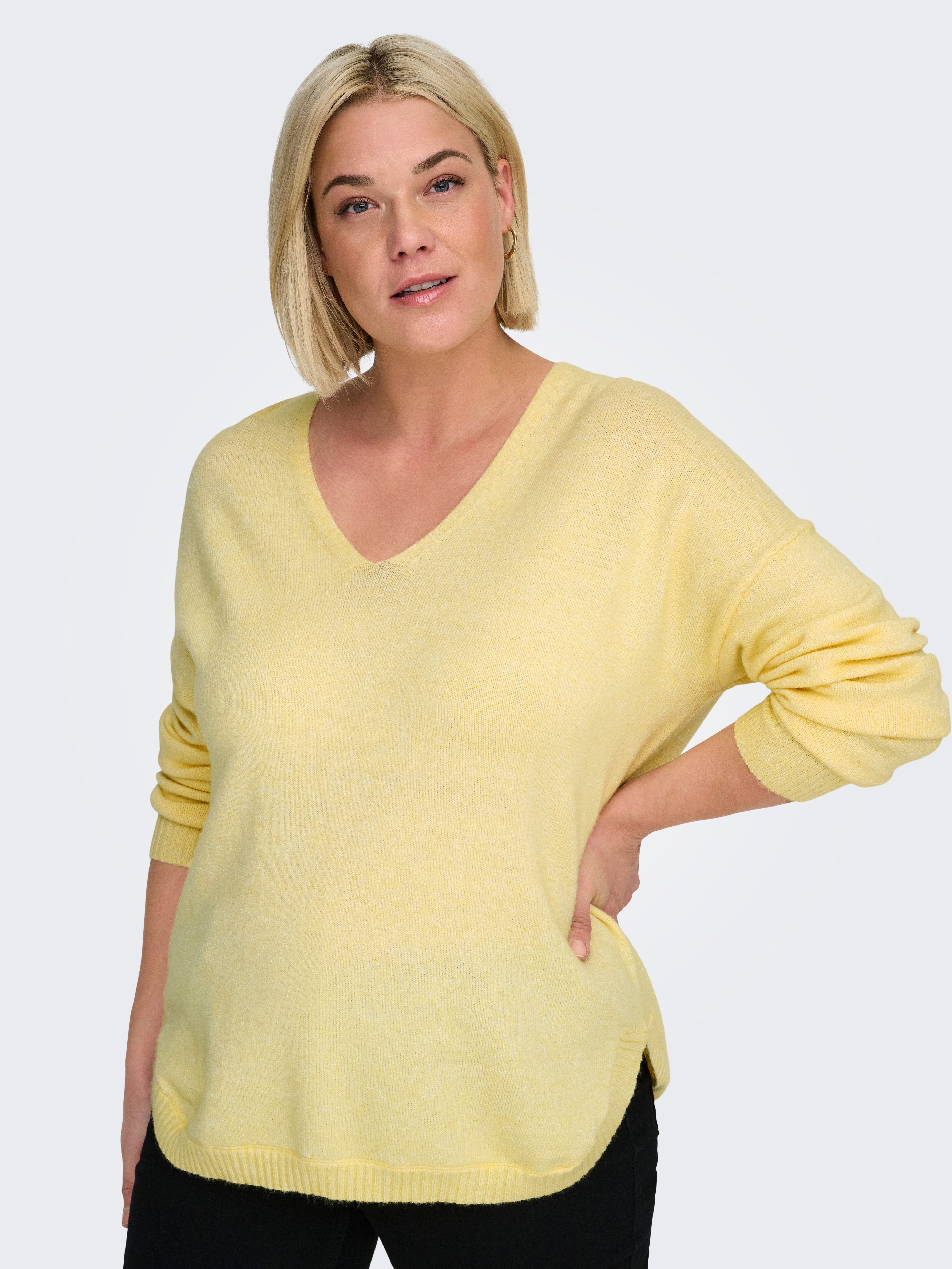 ONLY CARMAKOMA V-Ausschnitt-Pullover CARMARGARETA LS PULLOVER KNT NOOS Viskosemischung, regular fit