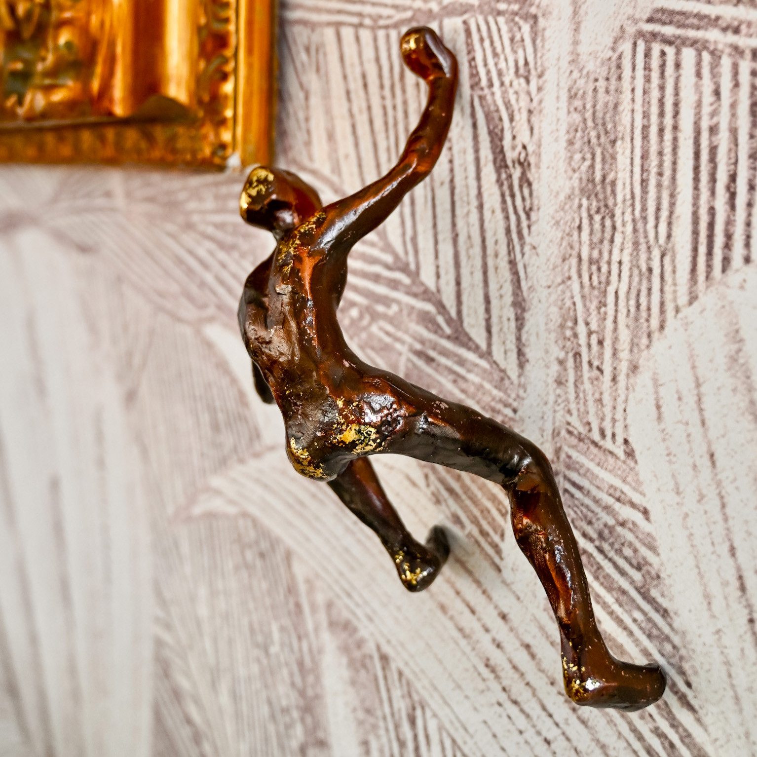Kare Design Wanddekoobjekt Wandschmuck Climber 14x23cm günstig online kaufen