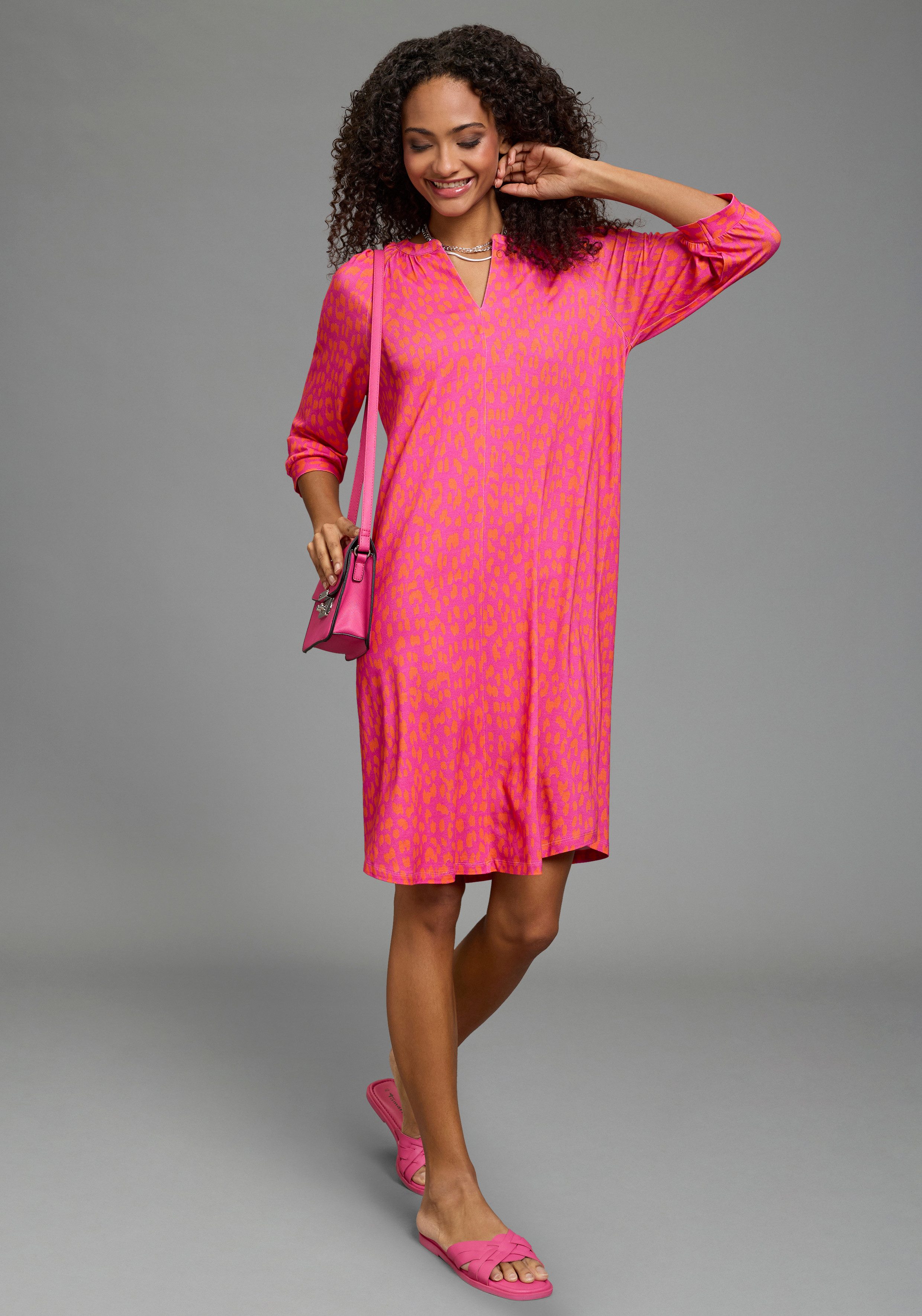 Laura Scott Sommerkleid Mini-Look, mit V-Ausschnitt, mit Halbarm, aus Viskose und Elasthan