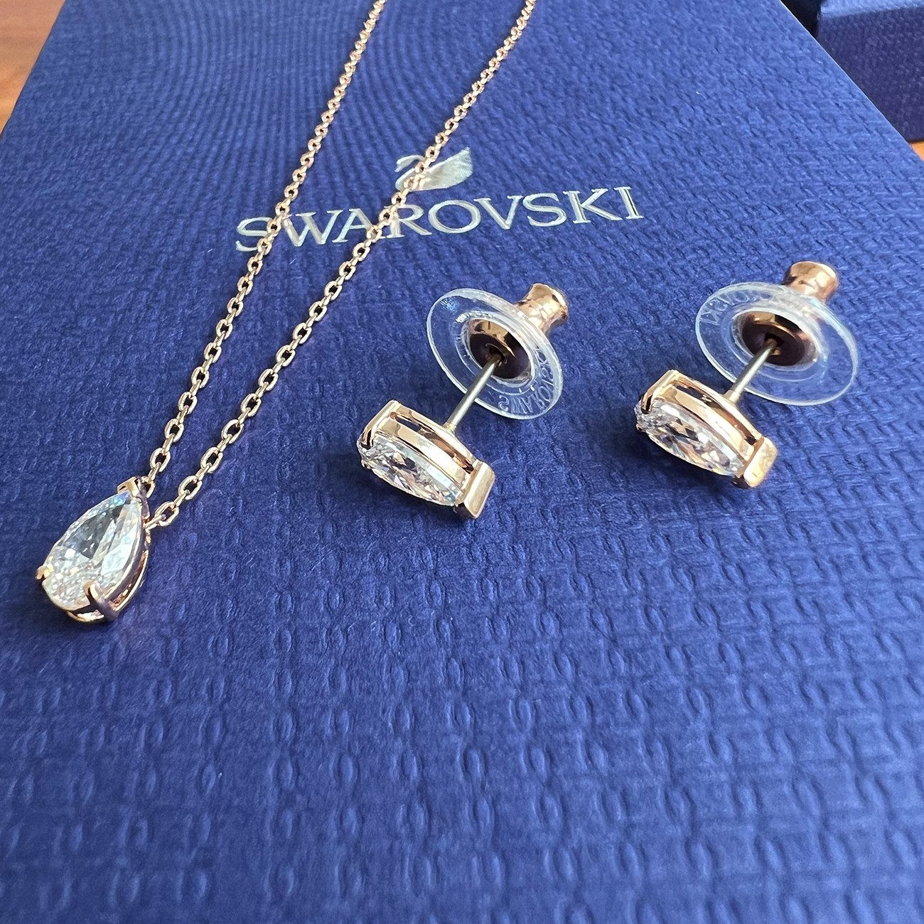 Swarovski Ohrring und Ketten Set...