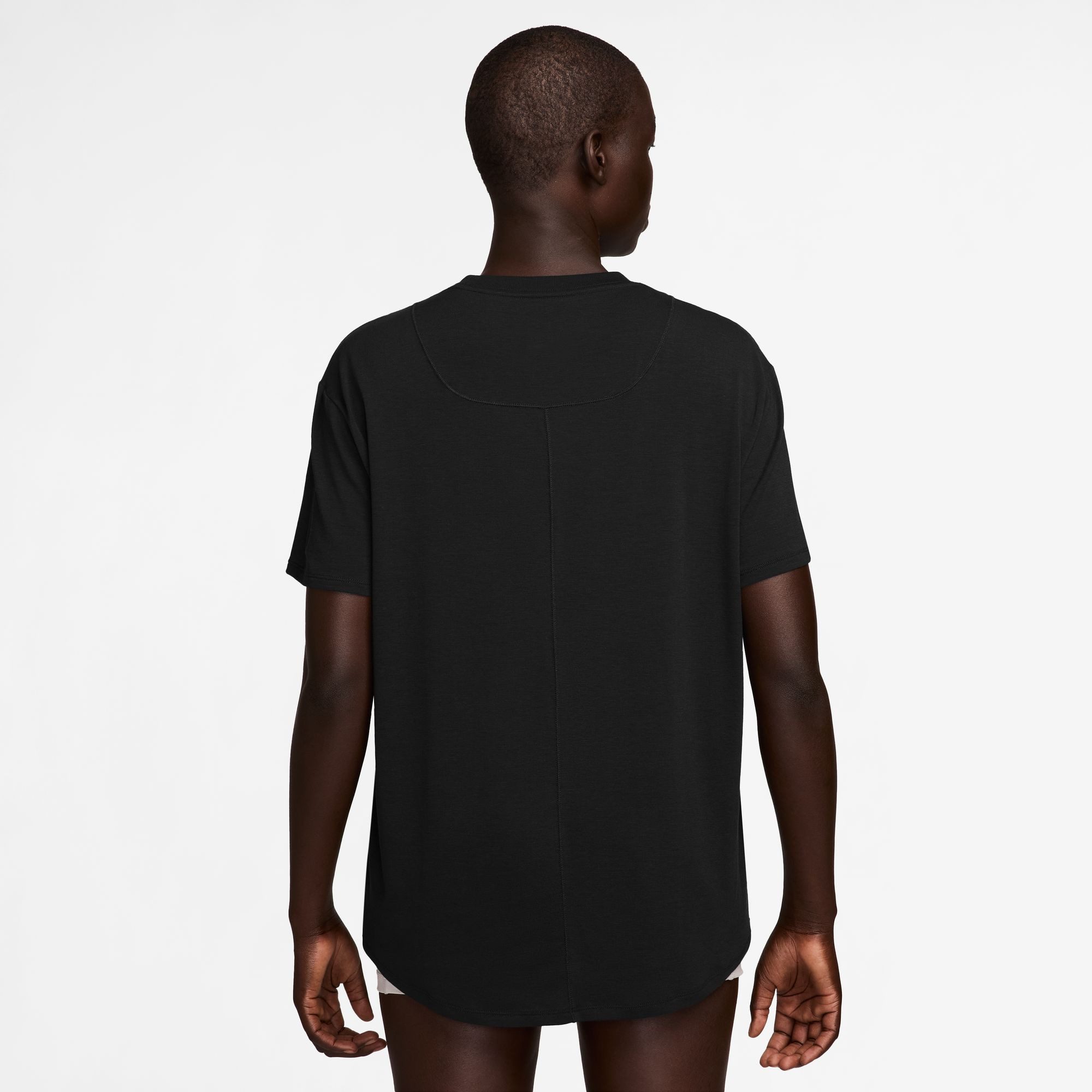 Nike T-Shirt W NK ONE RELAXED DF SS TOP relaxte Schnittform, kurze Ärmel, sportlicher Stil