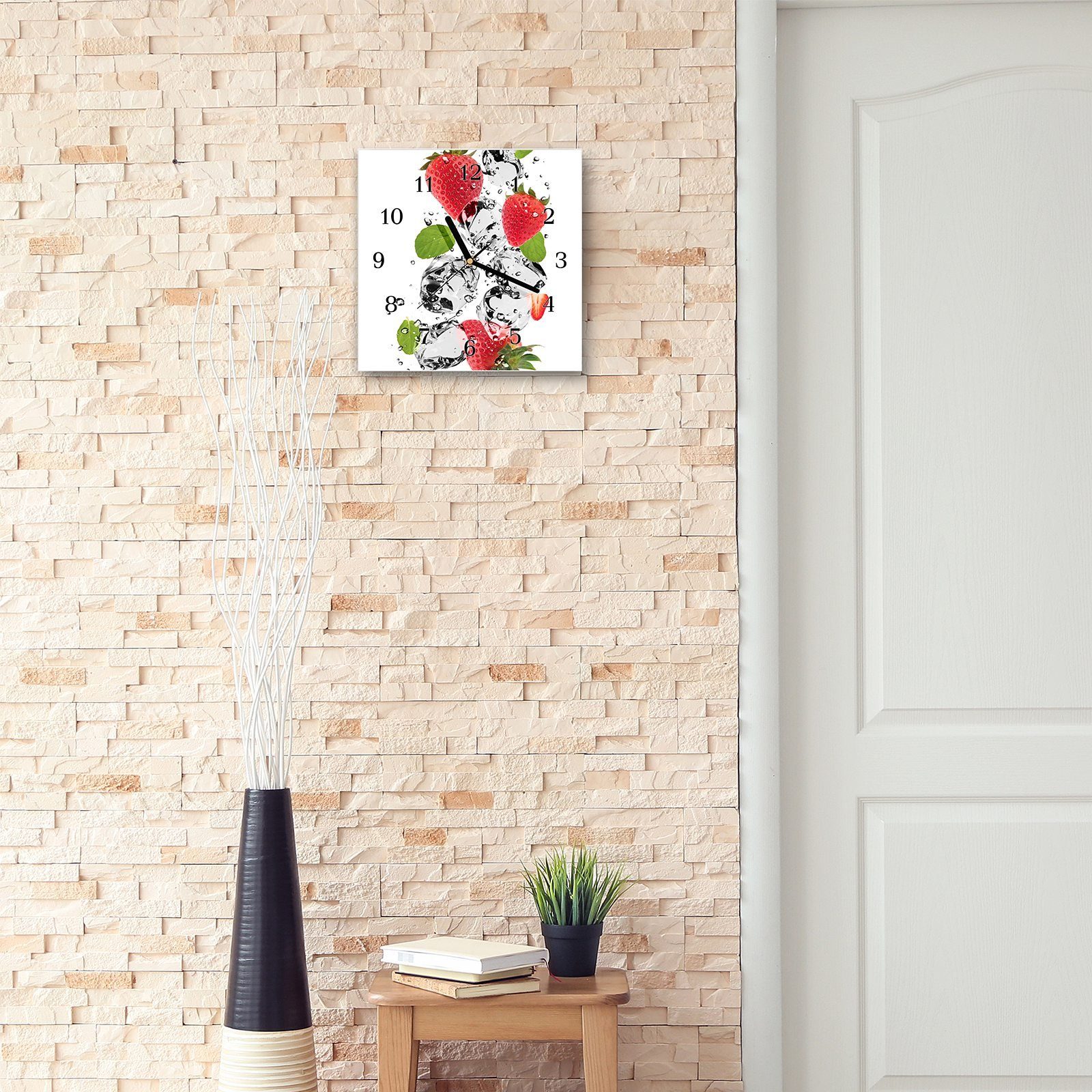 Primedeco Wanduhr Glasuhr Wanduhr Wandkunst 30 Wassersplash 30 mit Erdbeeren auf x Größe Motiv cm