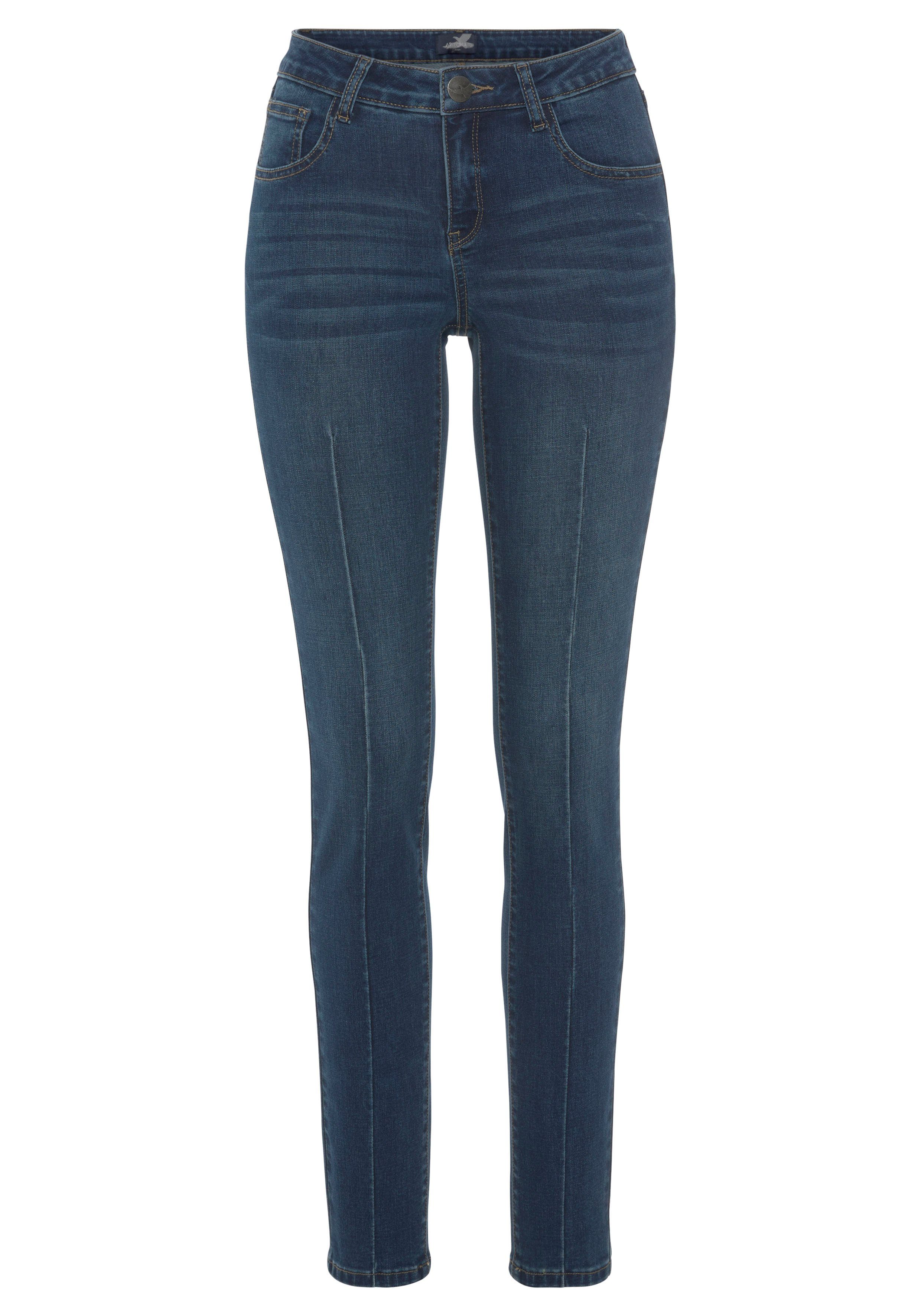 dark blue us