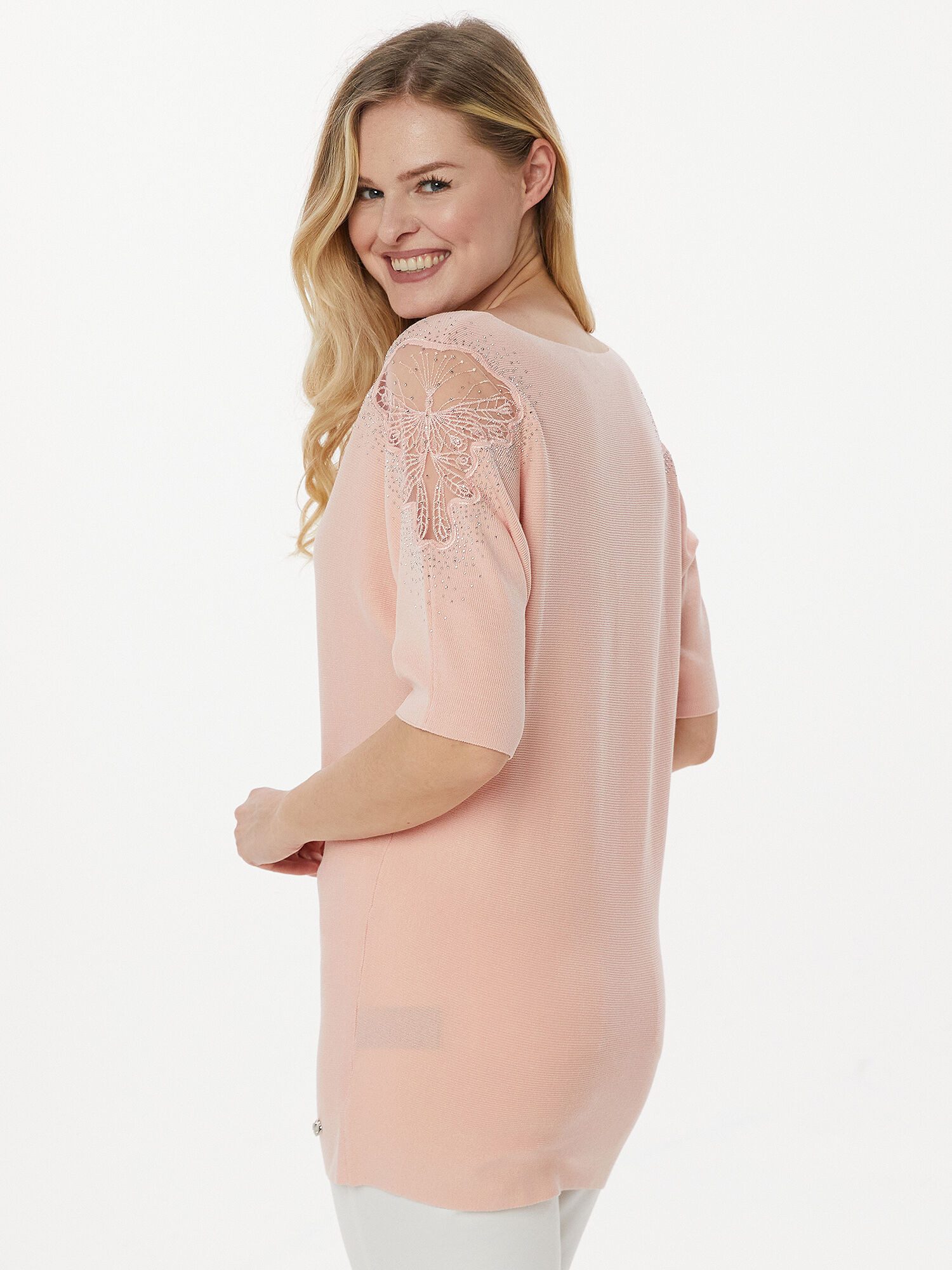 Christian Materne Longpullover Kurzarmpullover Figurumspielend mit edlem Stickerei Motiv