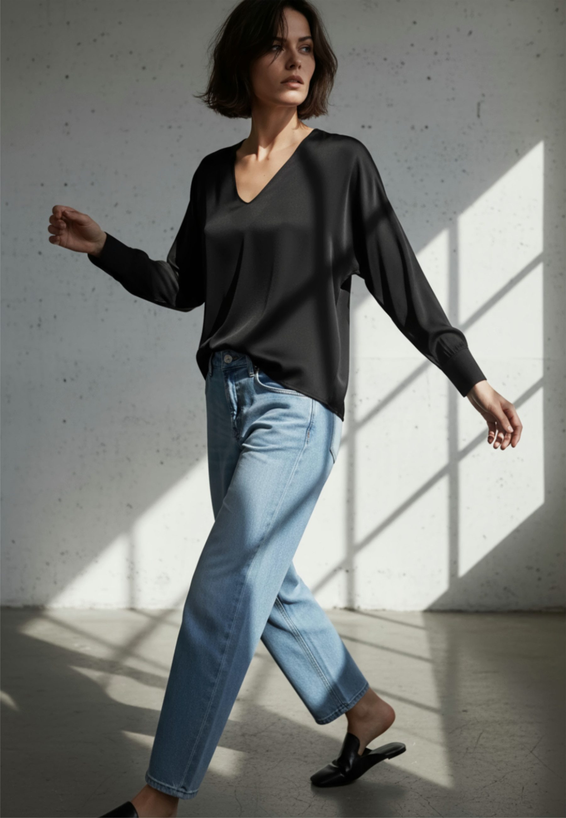 Andijamo-Fashion Schlupfbluse CHARMING Satinbluse mit dezentem Glanz