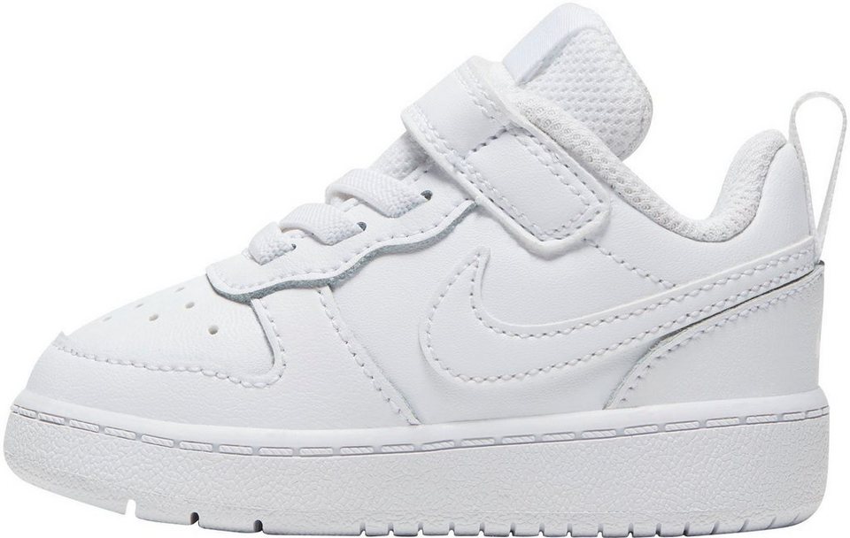 Nike Sportswear Court Vision Low Sneaker Design auf den Spuren des Air  Force 1, Rutschhemmende Gummilaufsohle für sicheren Halt