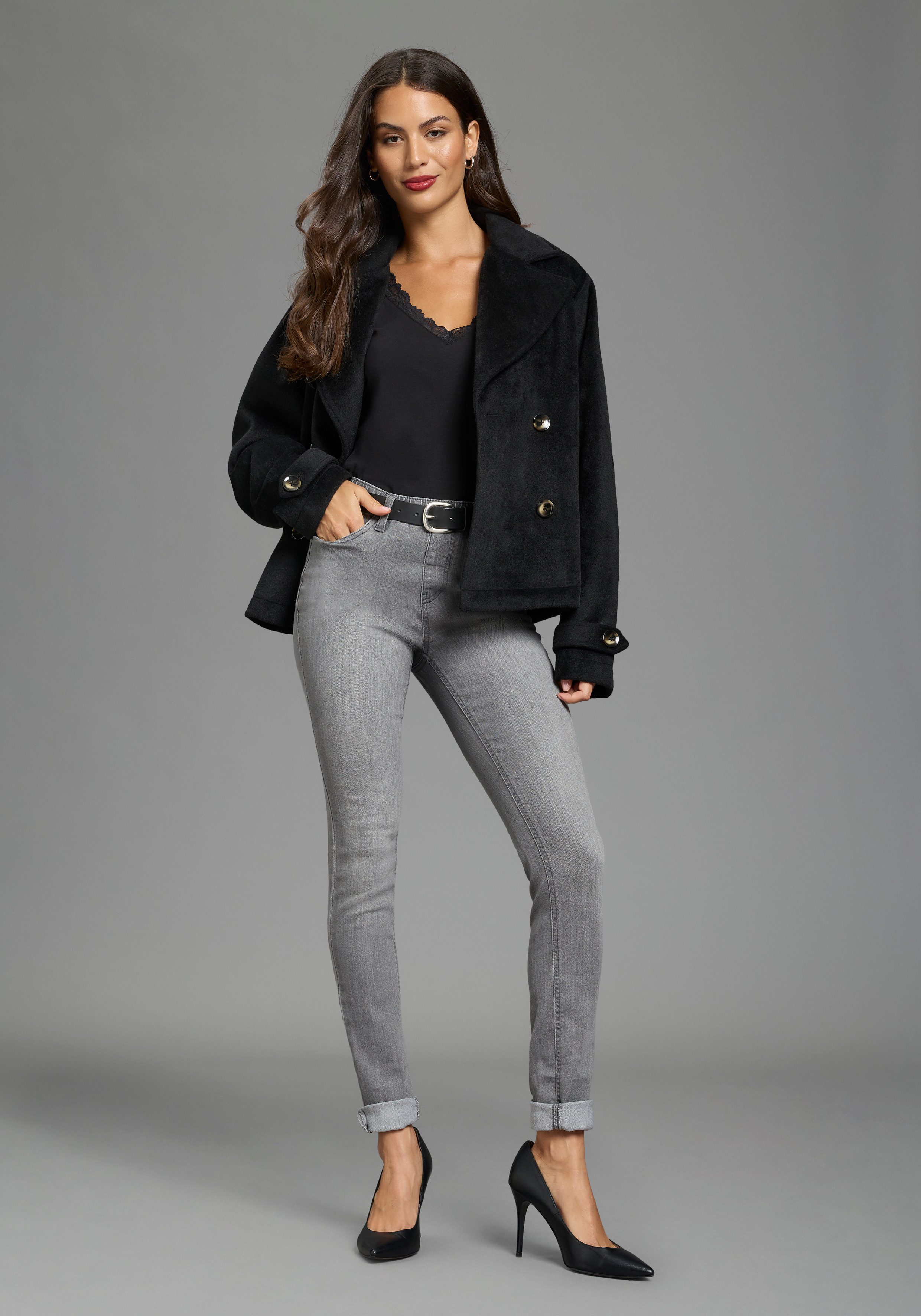 Zum Outfit 7