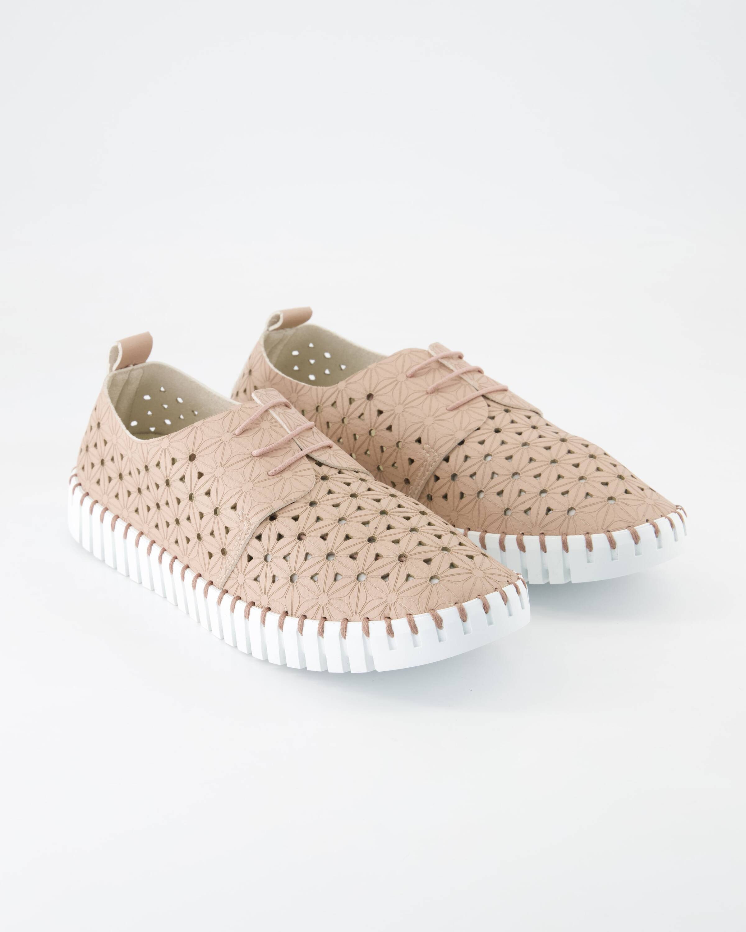 Poppy Sneaker
