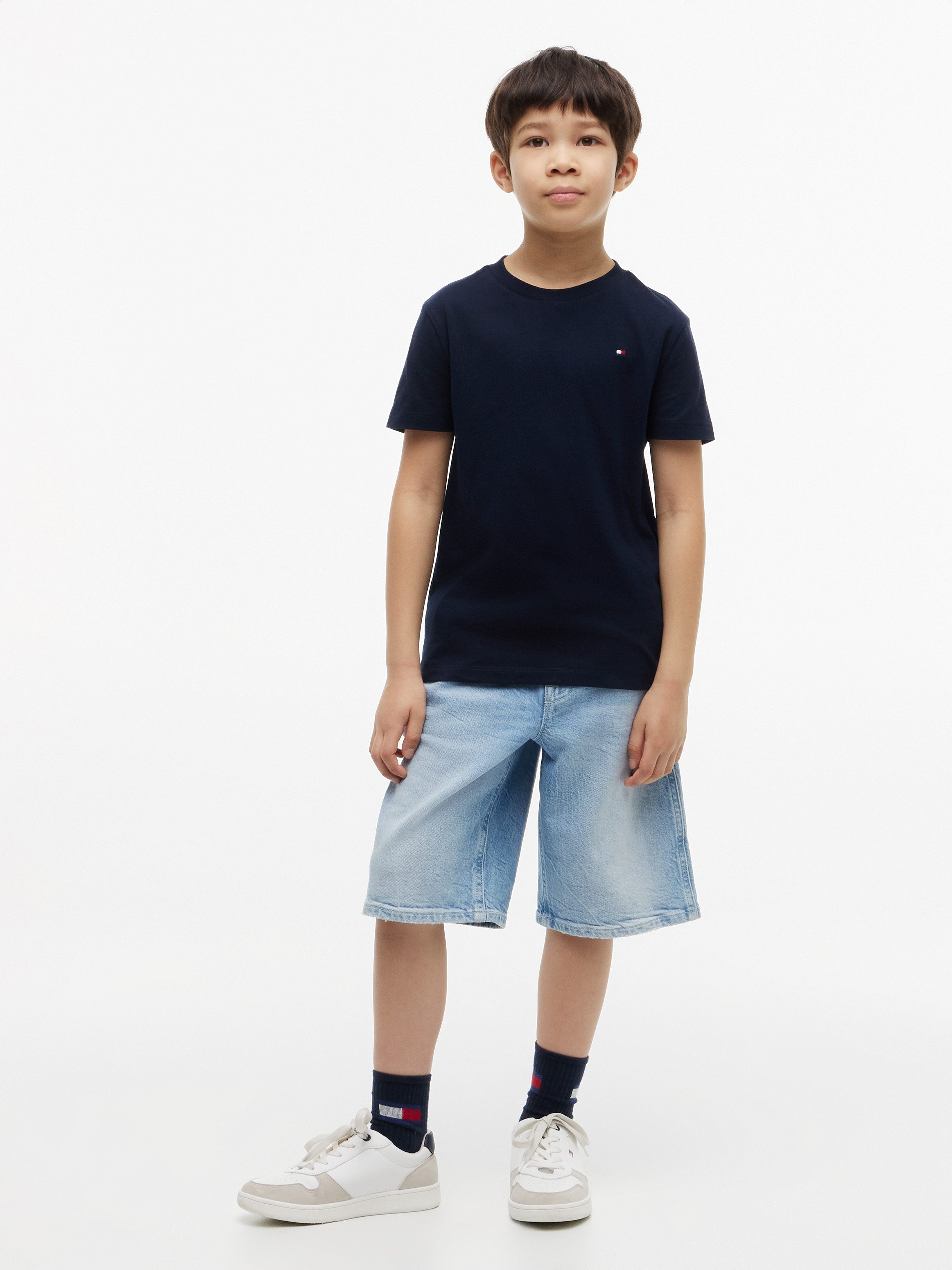 Tommy Hilfiger T-Shirt Rundhalsausschnitt, Regular Fit, Kinder bis 16 Jahre, reine Baumwolle – Bild 4 von 5