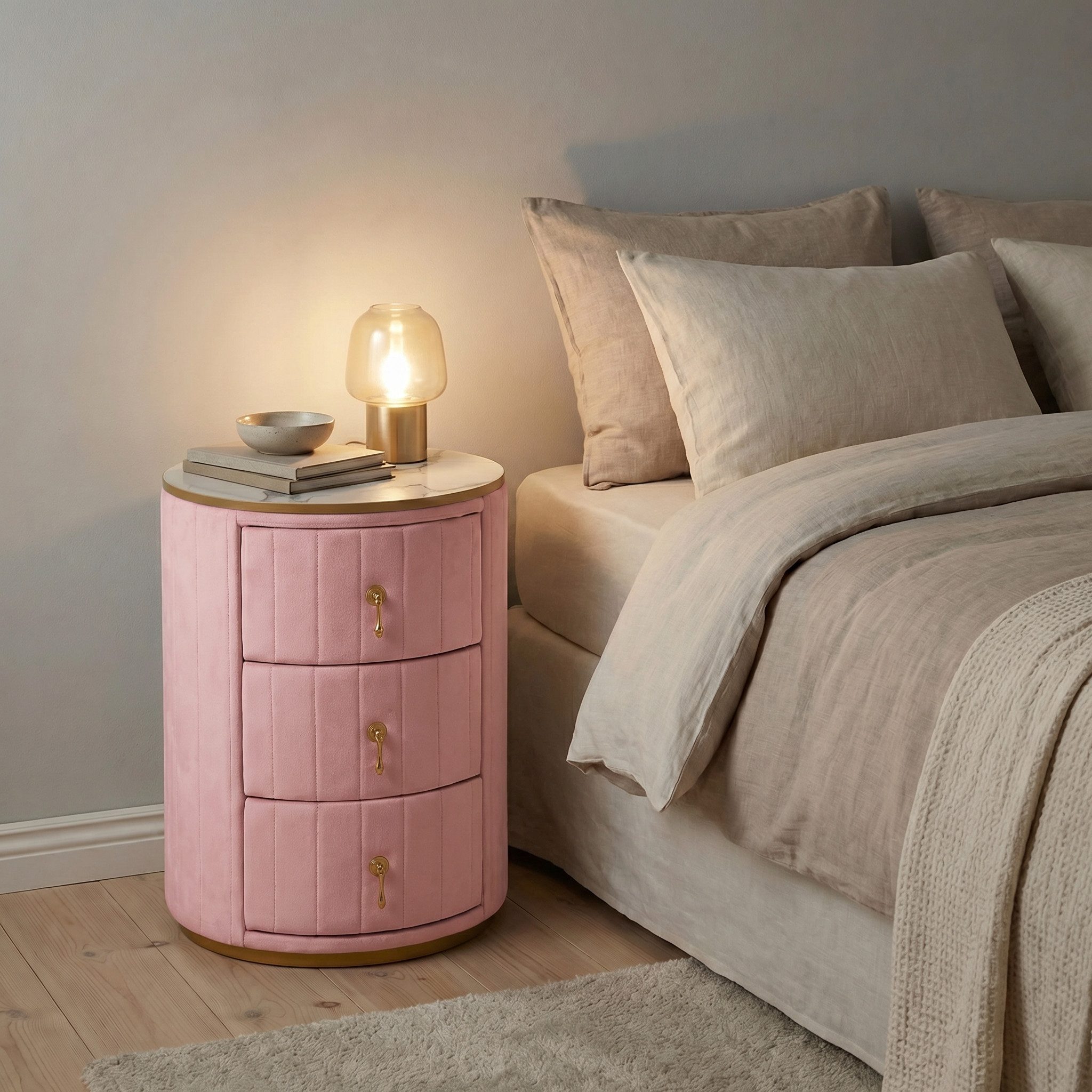 MODFU Nachttisch 40x52,5x40 cm mit 3 Schubladen, Samt Rose (Marmorplatte, Golddetails, 1-St., Moderner Aufbewahrungsschrank mit weichem Bezug), Vielseitiger Beistelltisch für Schlafzimmer & Wohnzimmer, Rund