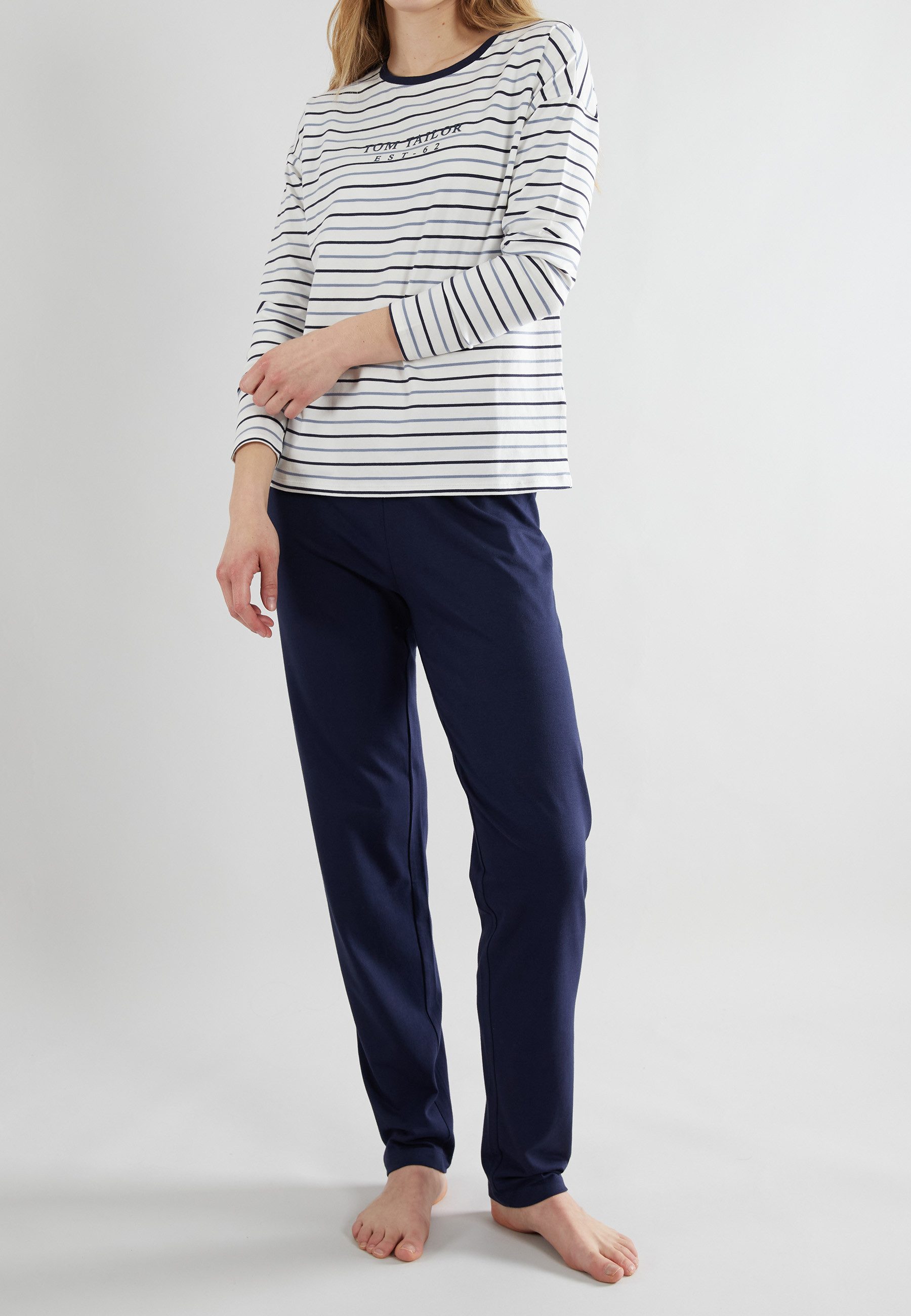 TOM TAILOR Pyjama Zaria (2 tlg) gestreiftes Oberteil, mit Rundhalsausschnitt und langem Arm – Bild 5 von 5