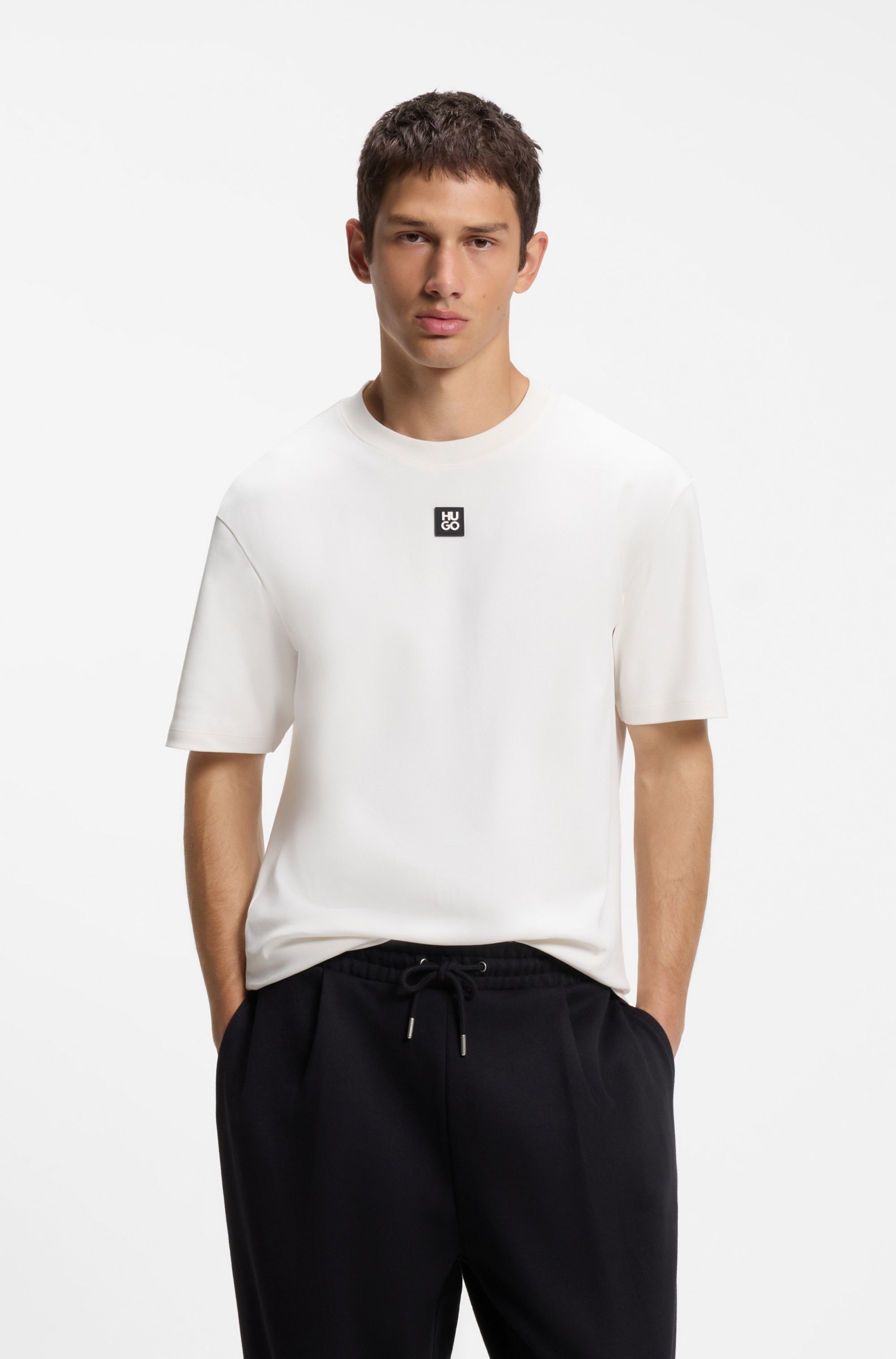 HUGO T-Shirt Dalile Metal Logo Regular Fit, Premium Interlock Cotton