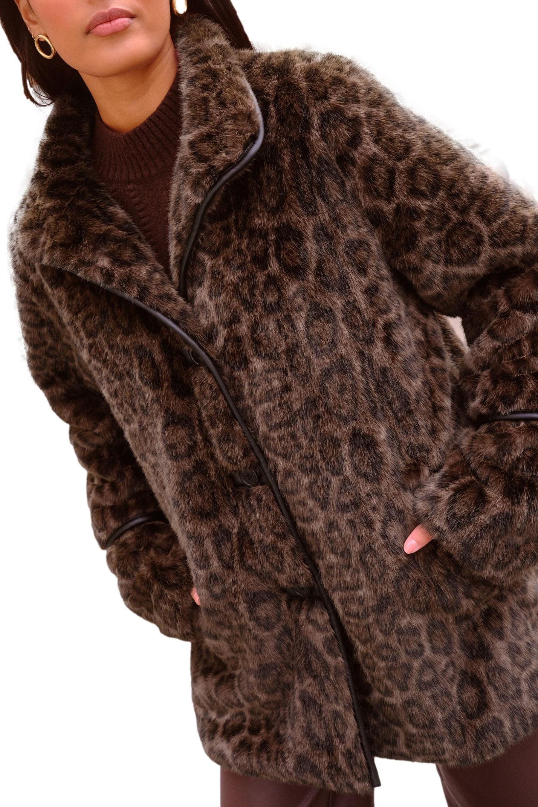 Love & Roses Kurzmantel Love & Roses Kunstfellmantel Leo-Muster, Petite (1- günstig online kaufen