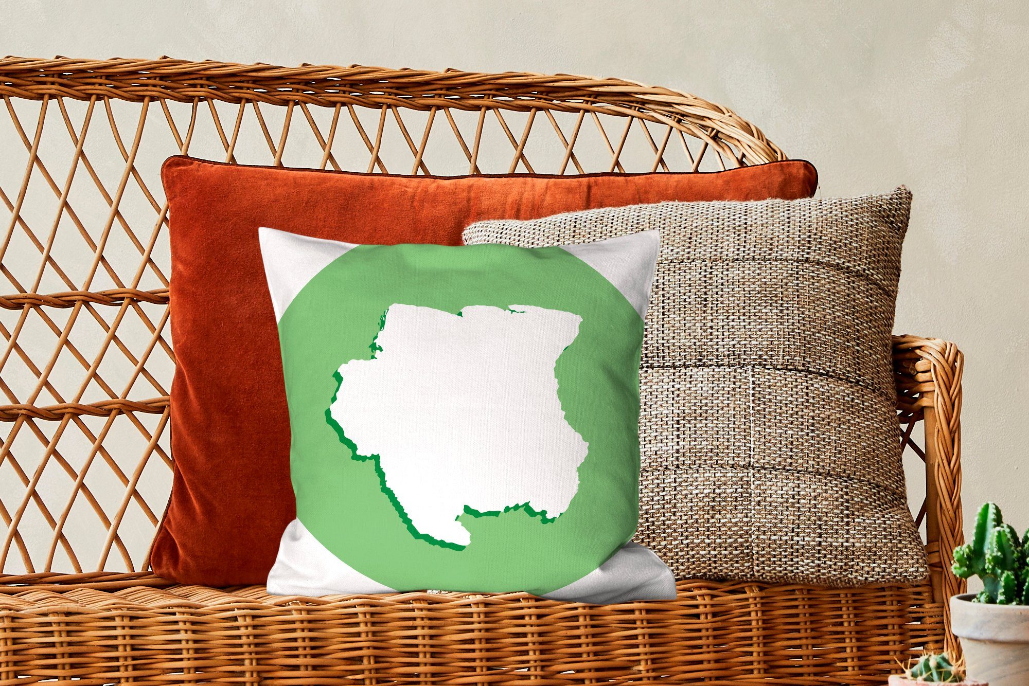 Die Sofakissen grünen Füllung einem Wohzimmer, Deko, Suriname MuchoWow Grenzen Piktogramm, illustrierten von Zierkissen mit Schlafzimmer, für Dekokissen in