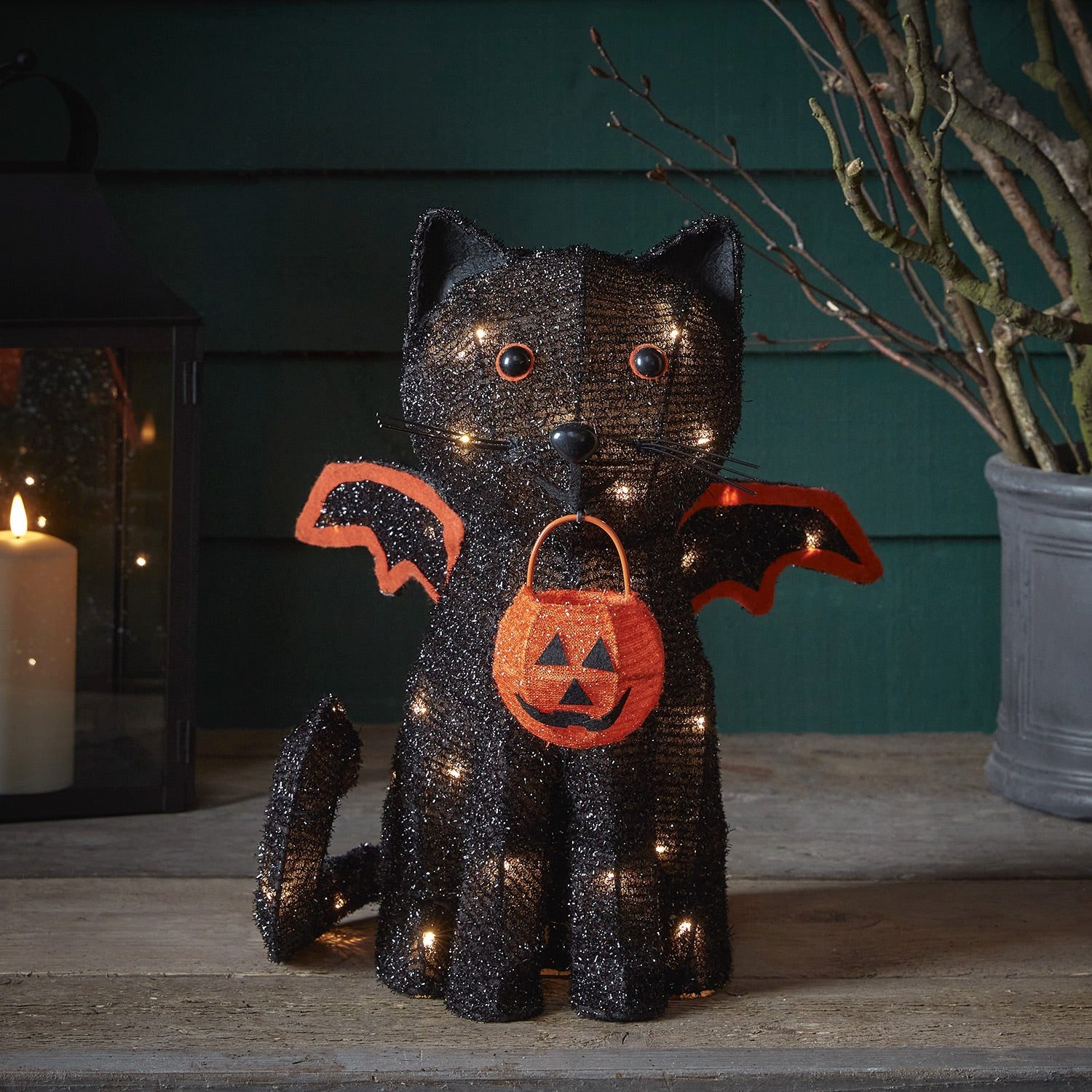 Lights4fun LED Dekofigur Halloweendeko außen Fledermaus-Katze Batteriebetrieb