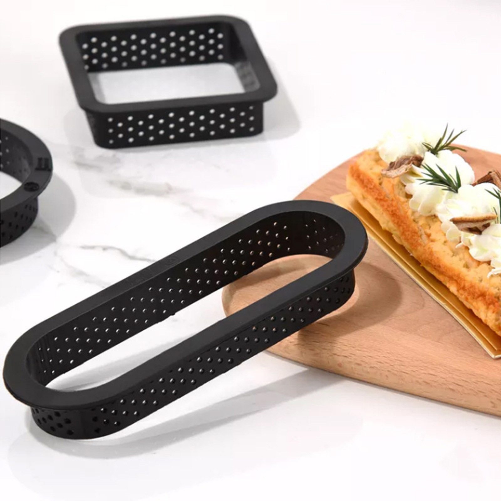 HAUSS SPOLE Brotbackform 8er Muffinform-set Süßspeisenform Rechteckig für Kuchen Dessertform, (perforierte Tarte‑ & Kuchenringe oval 8-tlg), Profi Backzubehör für Tartes Quiche Mini‑Kuchen Pies Cheesecake