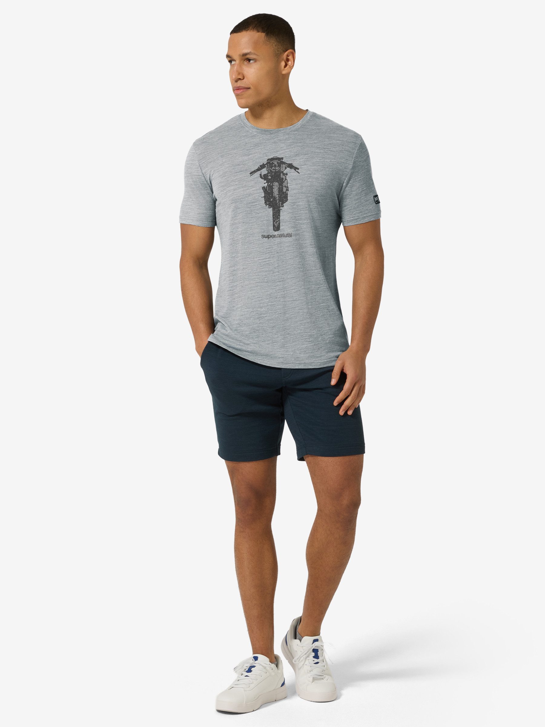 SUPER.NATURAL Funktionsshirt für Herren, Merino M SCRAMBLER TEE mit Motorrad-Motiv, atmungsaktiv