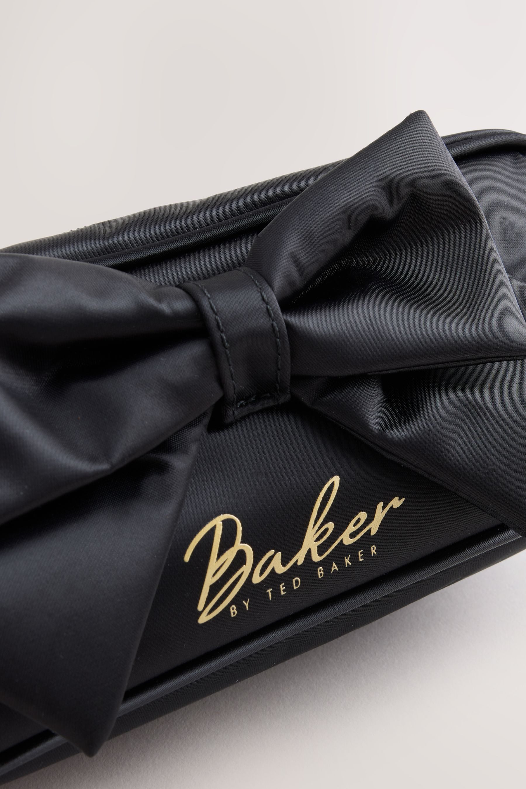 Baker by Ted Baker Schreibgeräteetui Baker by Ted Baker Stifteetui mit Satin-Schleife