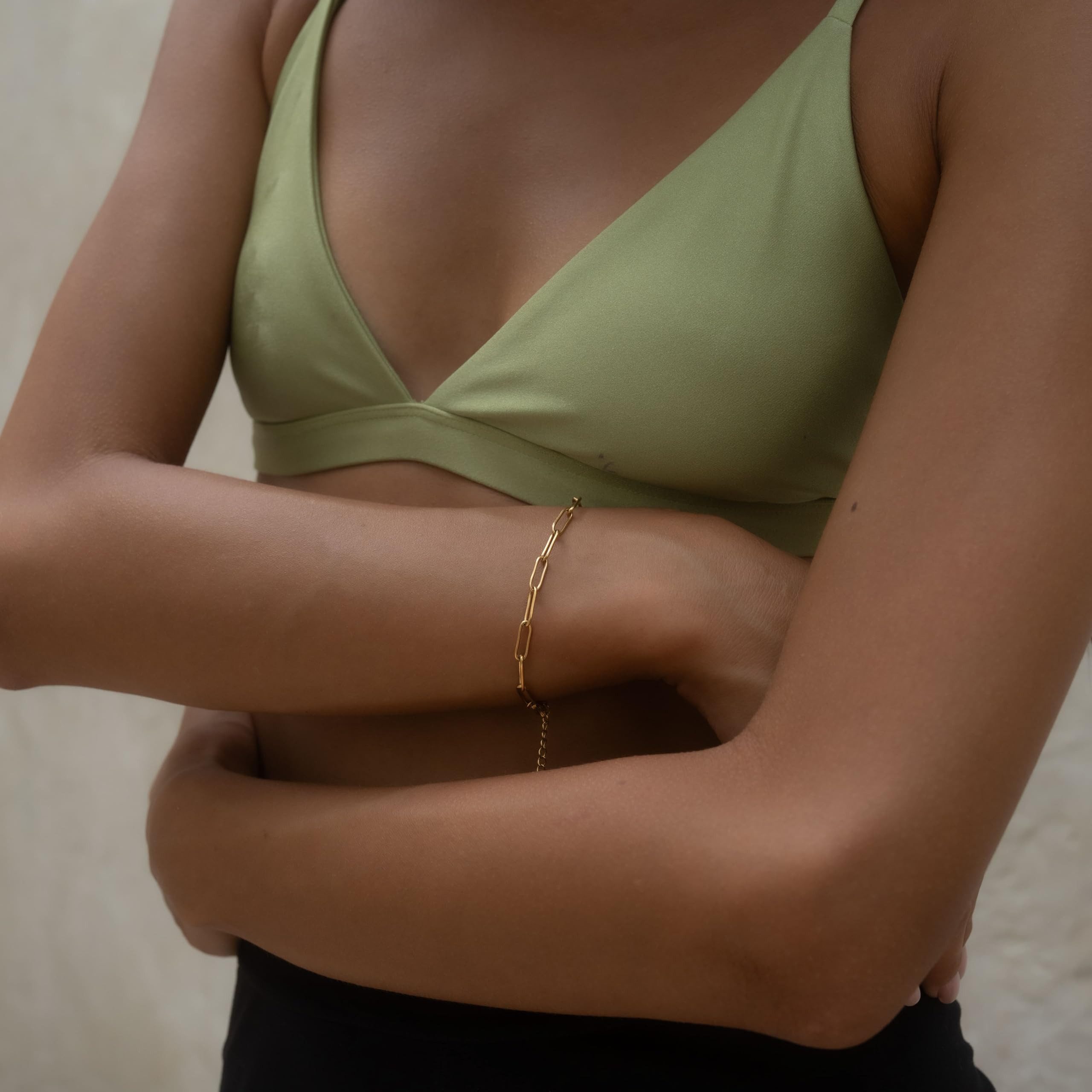 Made by Nami Edelstahlarmband Damen Gold im Paperclip-Stil aus Edelstahl 16 + 4 cm Länge, Wasserfester Schmuck Geschenk Freundin