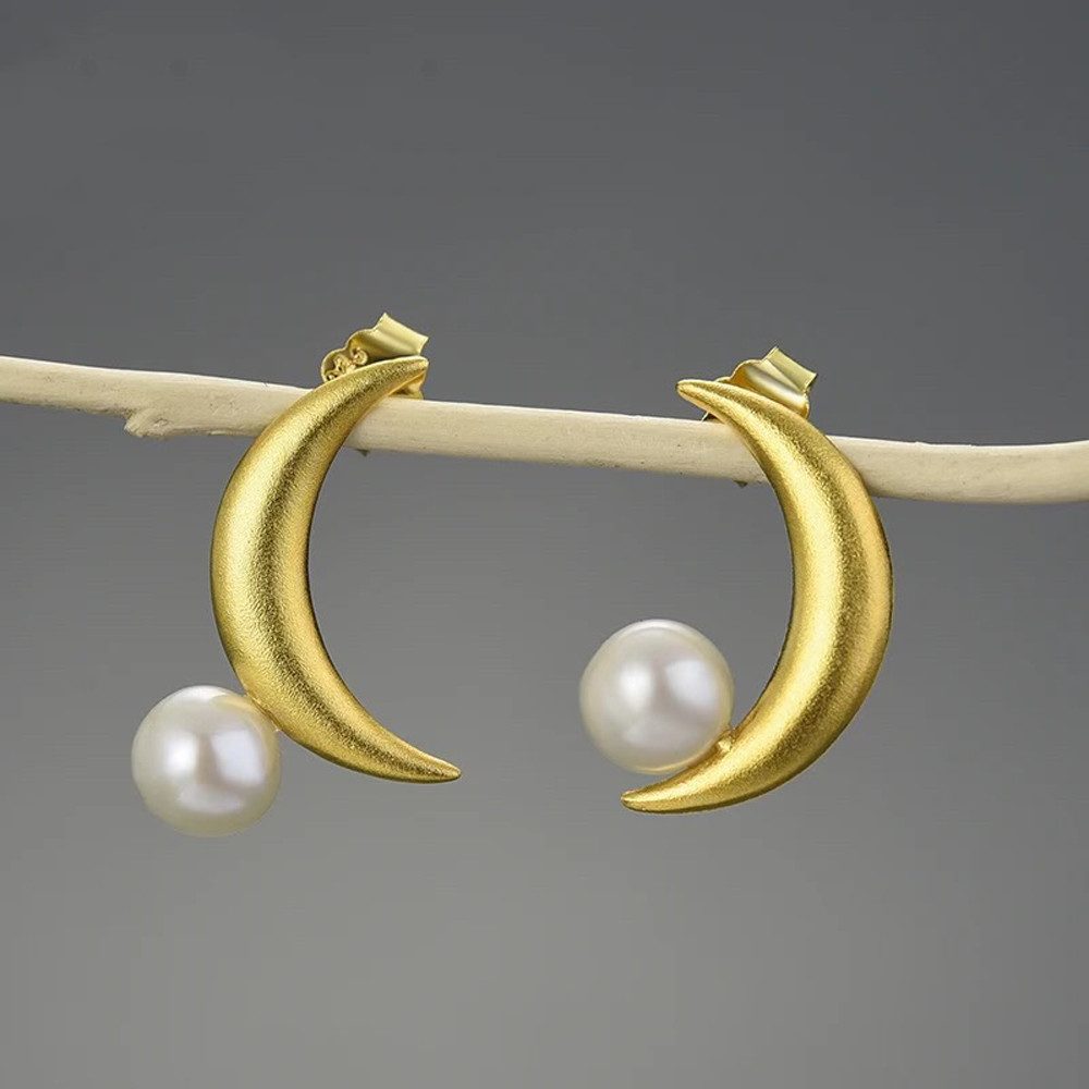 Runde Perlé Perlenohrringe Mond und Perle, handgefertigte Ohrringe, 925er Silber, 18K Gold