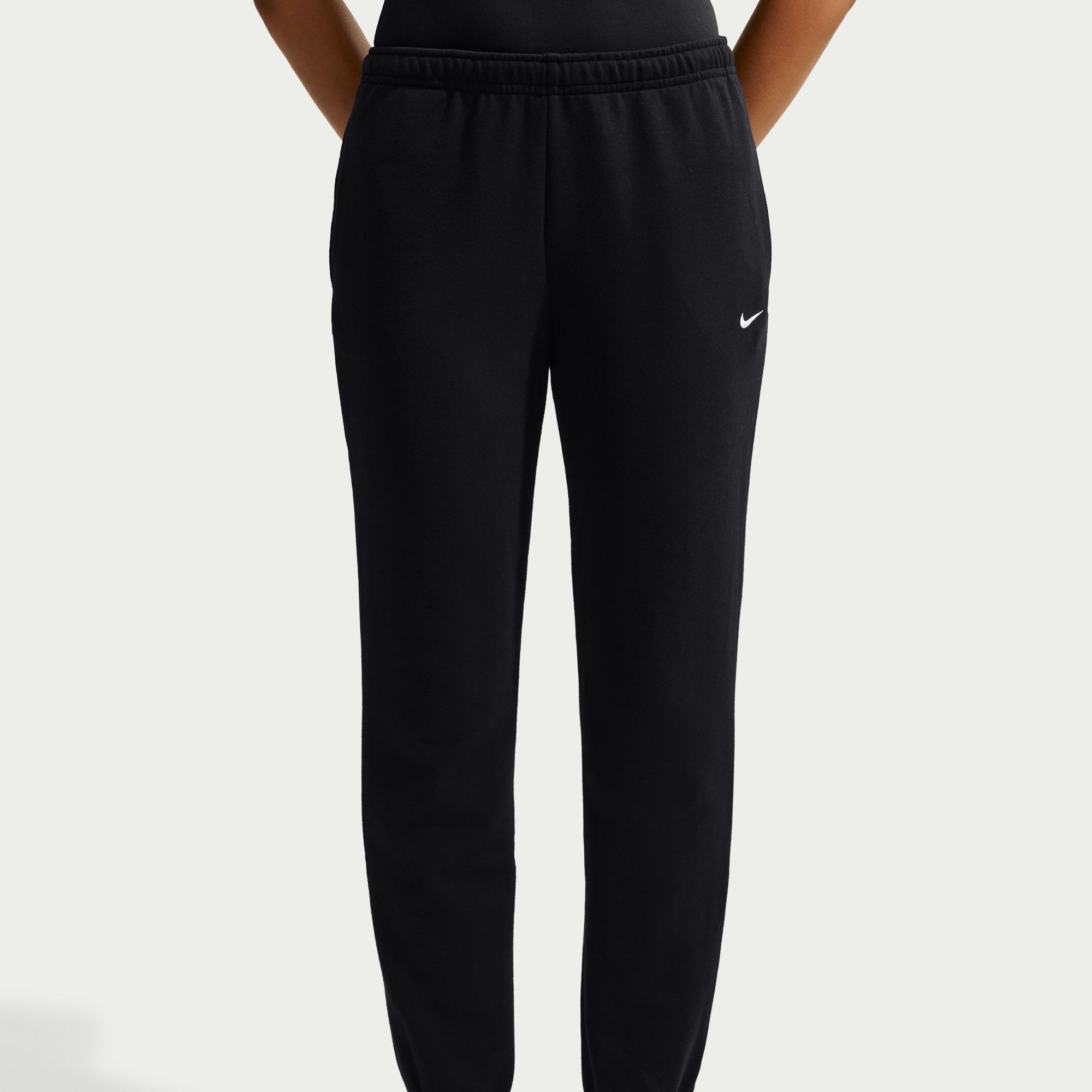 Nike Sportswear Jogginghose W NK STDO FLC LW MR STD CF PNT Jogginghose aus Sweatware, mit elastischem Bund, auch in großen Größen