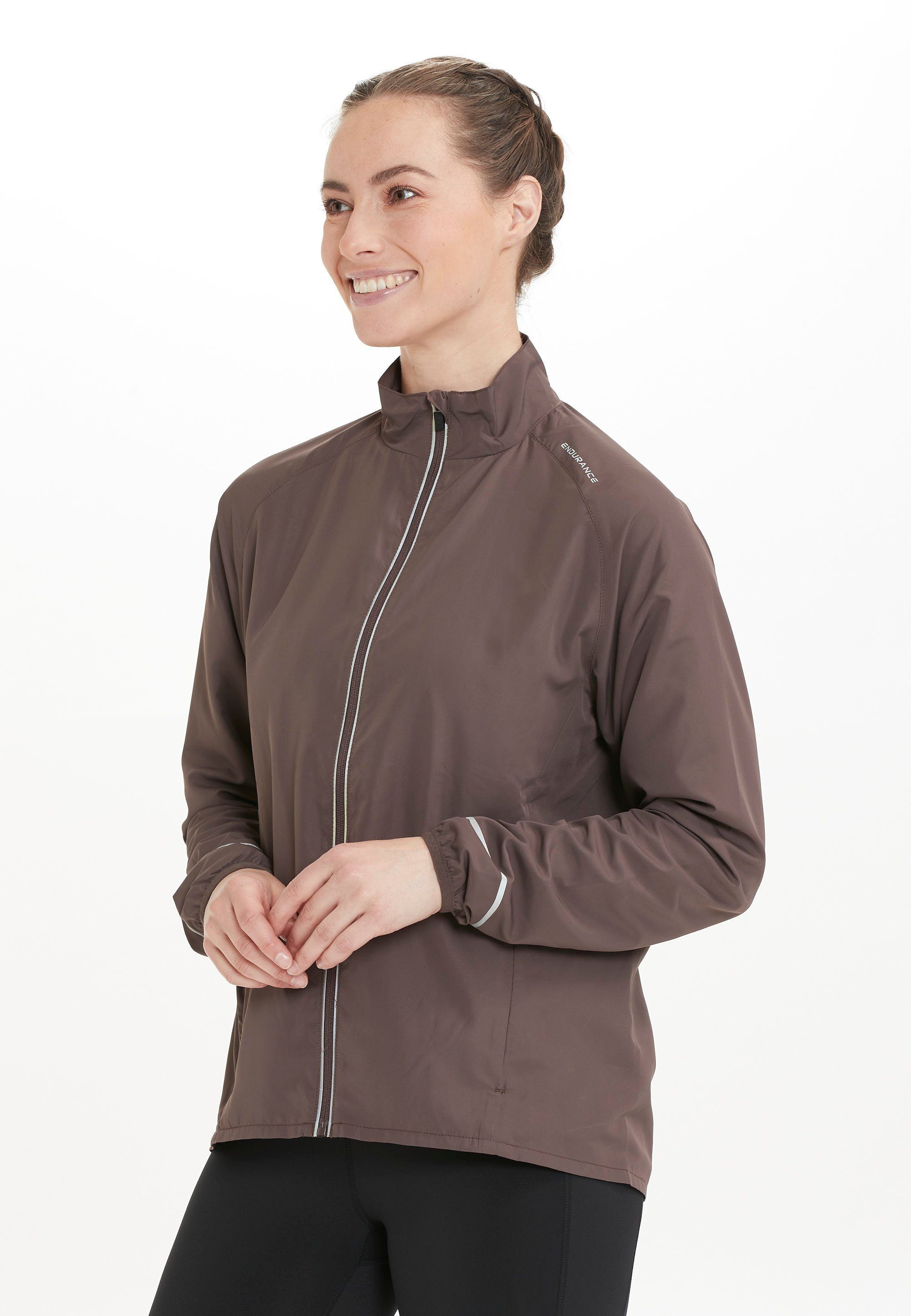 ENDURANCE Laufjacke mit aubergine Atmungsaktivität hoher Shela