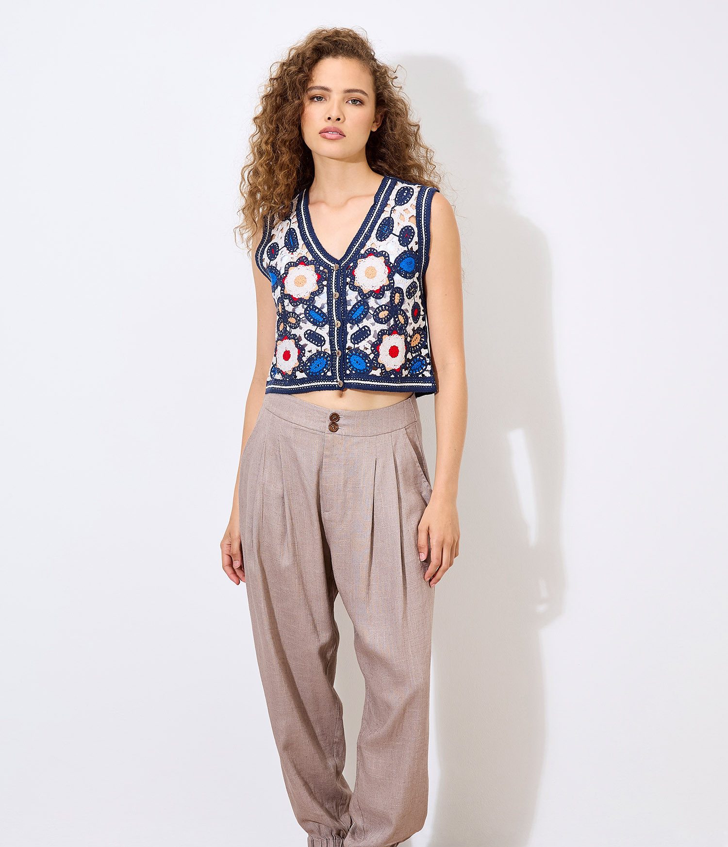 Apricot Stricktop Geblümte Häkelweste im Boho-Look günstig online kaufen