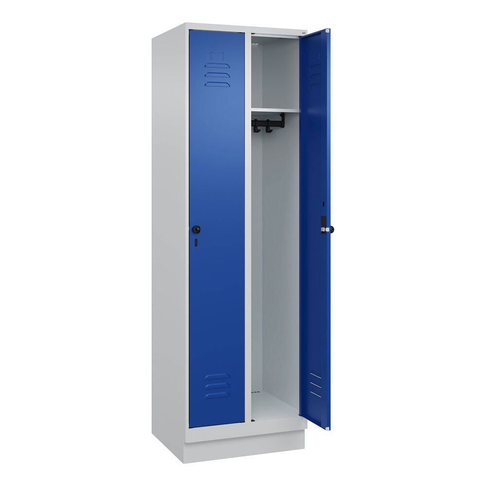 C+P Garderobenschrank Garderobenschrank Classic Plus, Abteilbreite 30 cm, mit Sockel Sockel verzinkt, erhöhter Korrosionsschutz