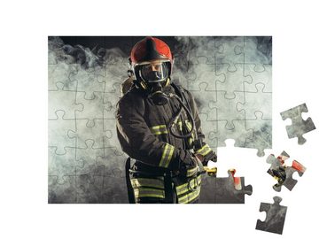puzzleYOU Puzzle Porträtstudie: Feuerwehrmann, 48 Puzzleteile, puzzleYOU-Kollektionen Feuerwehr