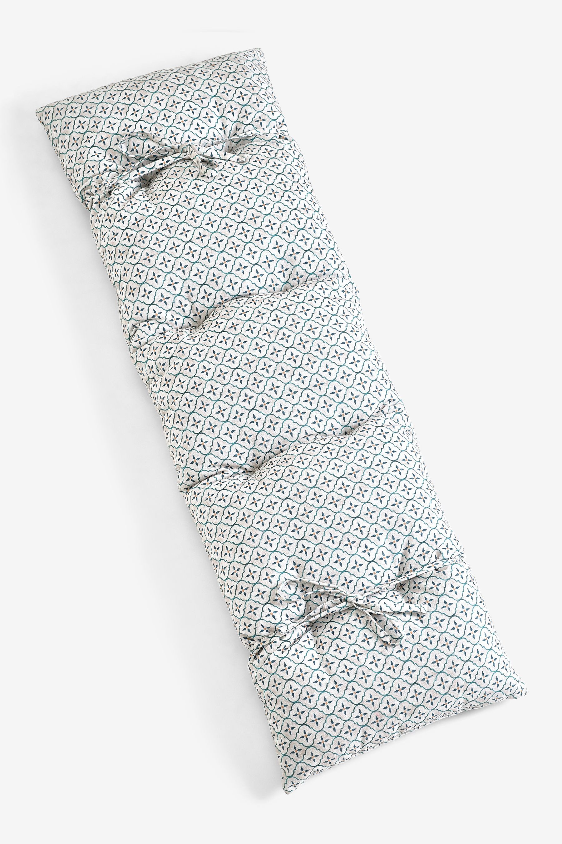 Next Bankauflage Bankauflage mediterranes Kachelmuster, (1 St). Reduzierter Preis € 29,00. Unverbindliche Preisempfehlung € 42,00