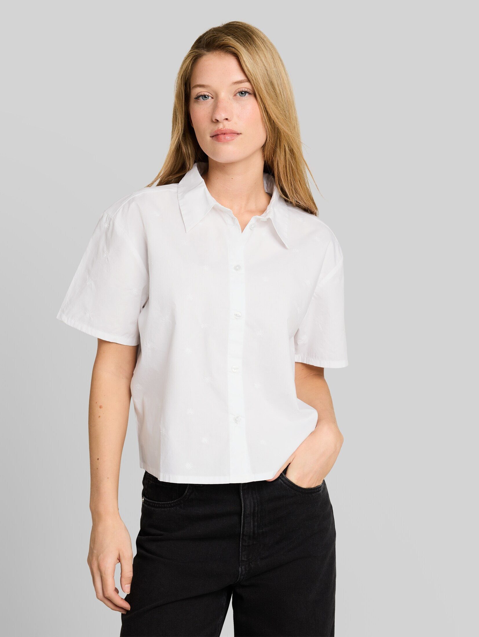 TOM TAILOR Denim Kurzarmbluse Blusen & Shirts Boxy Fit Hemdbluse mit Stickereien