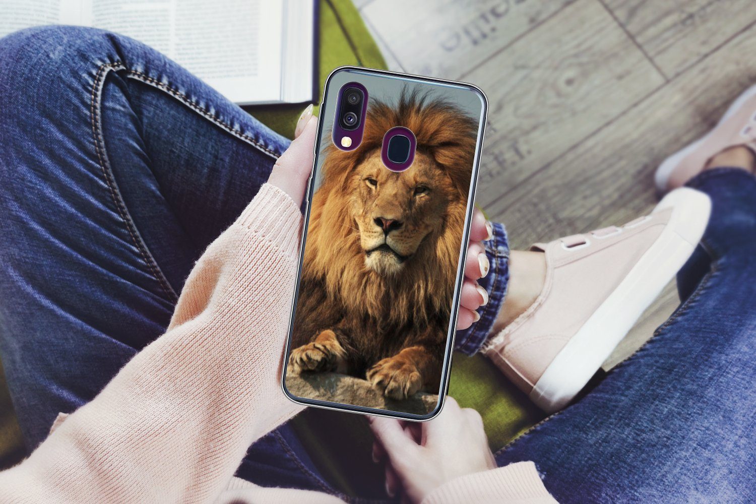 MuchoWow Handyhülle für Samsung Galaxy A40 Löwe - Felsen - Porträt, Smartphone-Bumper, Print, Handy Schutzhülle Dünn