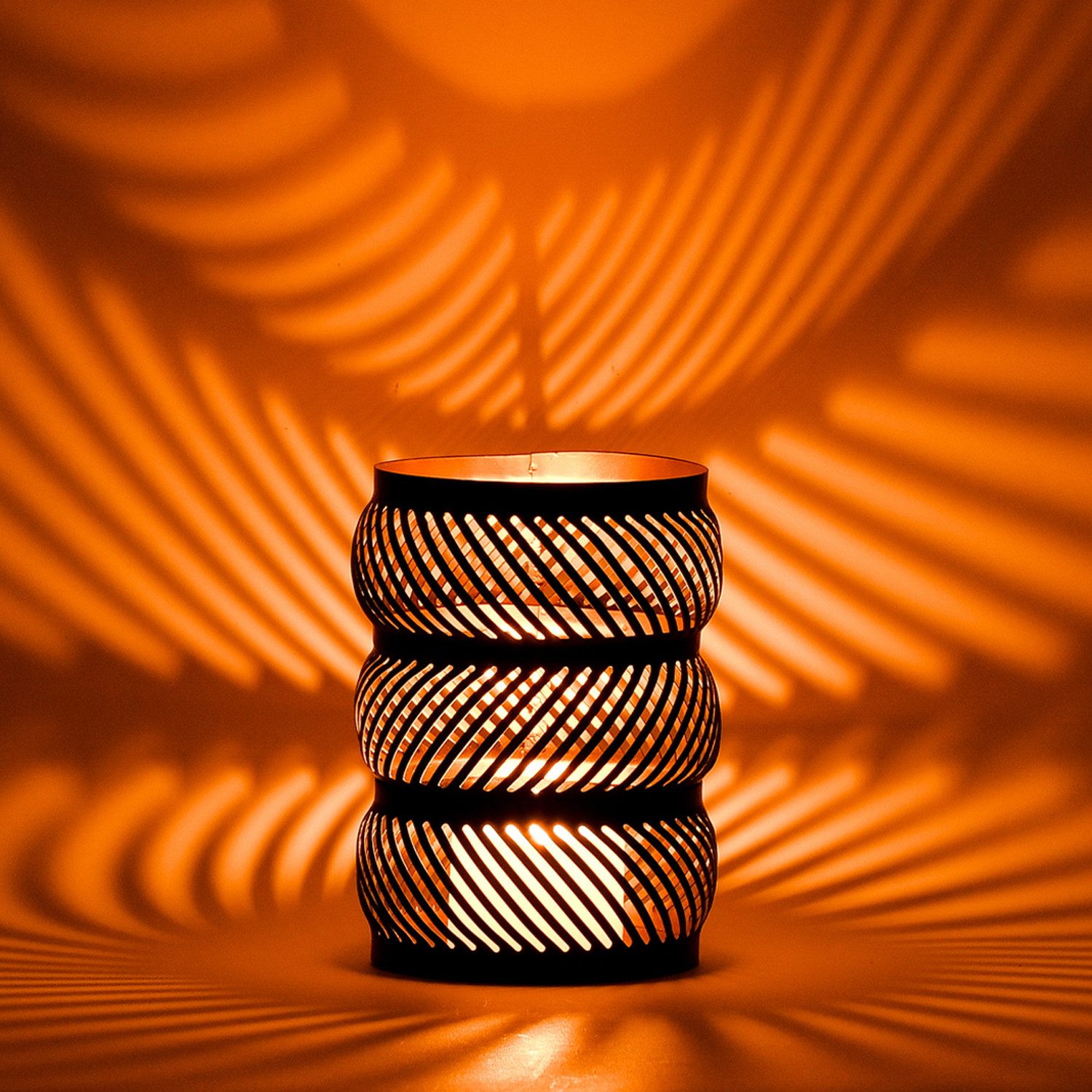 Marrakesch Orient & Mediterran Interior Teelichthalter Skandinavische Deko Windlicht Teelichthalter Tischdeko Malinda Gross (1 St), Handarbeit