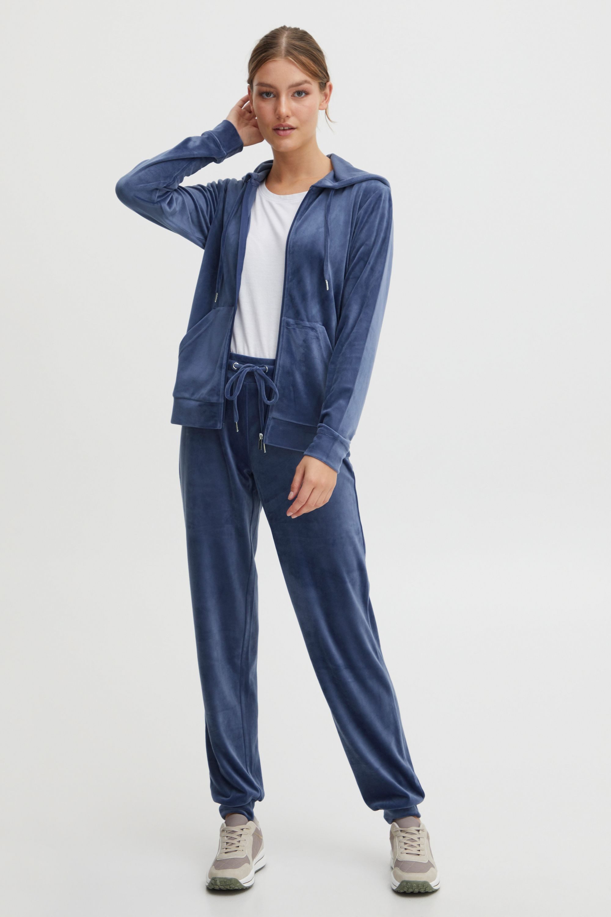 OXMO Jogginganzug OXMitta günstig online kaufen